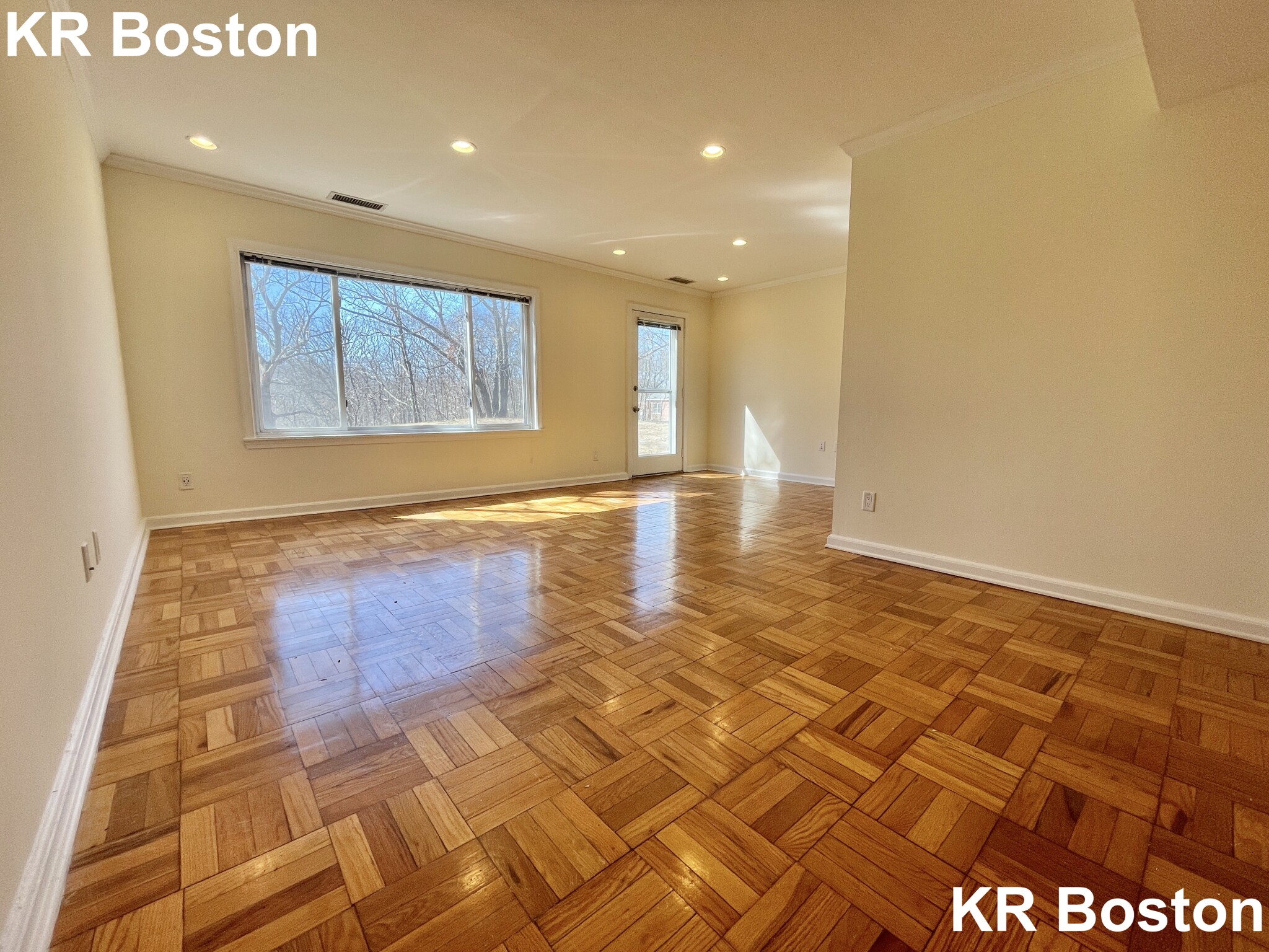 1 bed, 1.5 bath apartment for rent at 128 Sherman Rd Unit 2, Chestnut Hill — photo 3 of 9