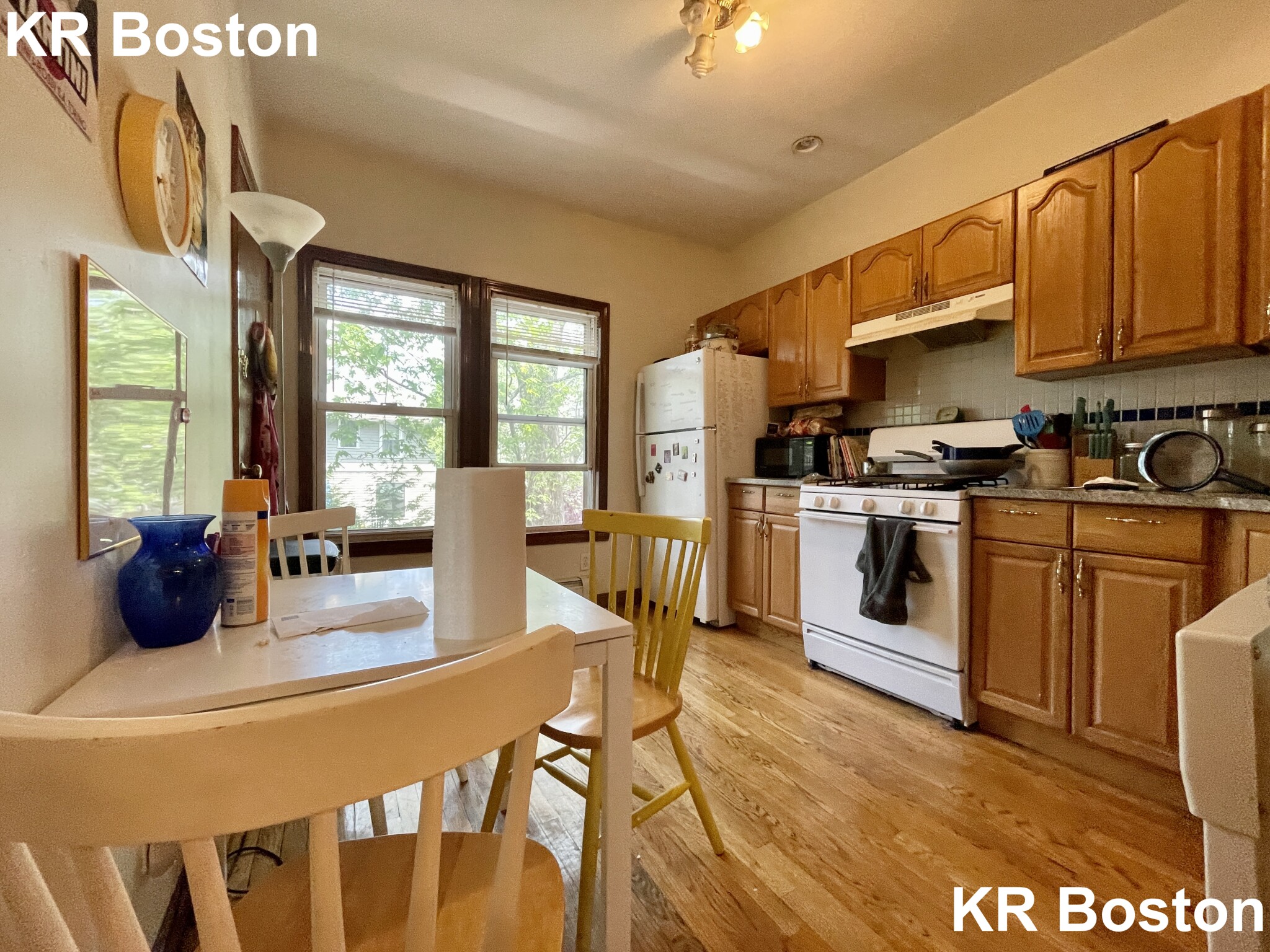 4 bed, 2 bath apartment for rent at 132 Brook St Unit 2, Coolidge Corner — photo 2 of 6