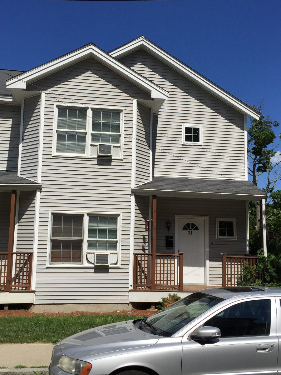 5 bed, 1.5 bath apartment for rent at 39 Juniper St Unit -, Roxbury