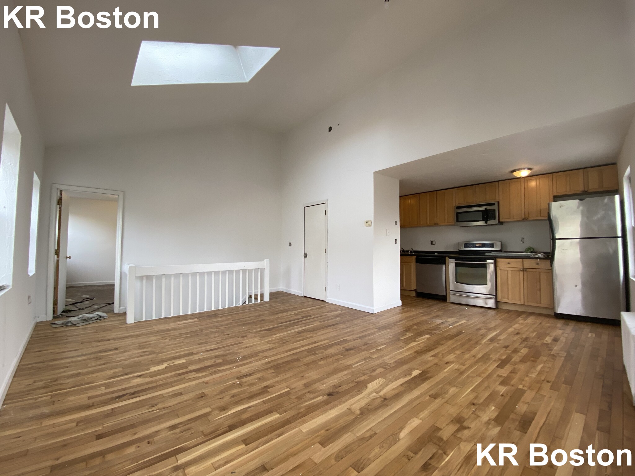 4 bed, 1 bath apartment for rent at 7 Shepard St Unit 1, Brighton — photo 3 of 8