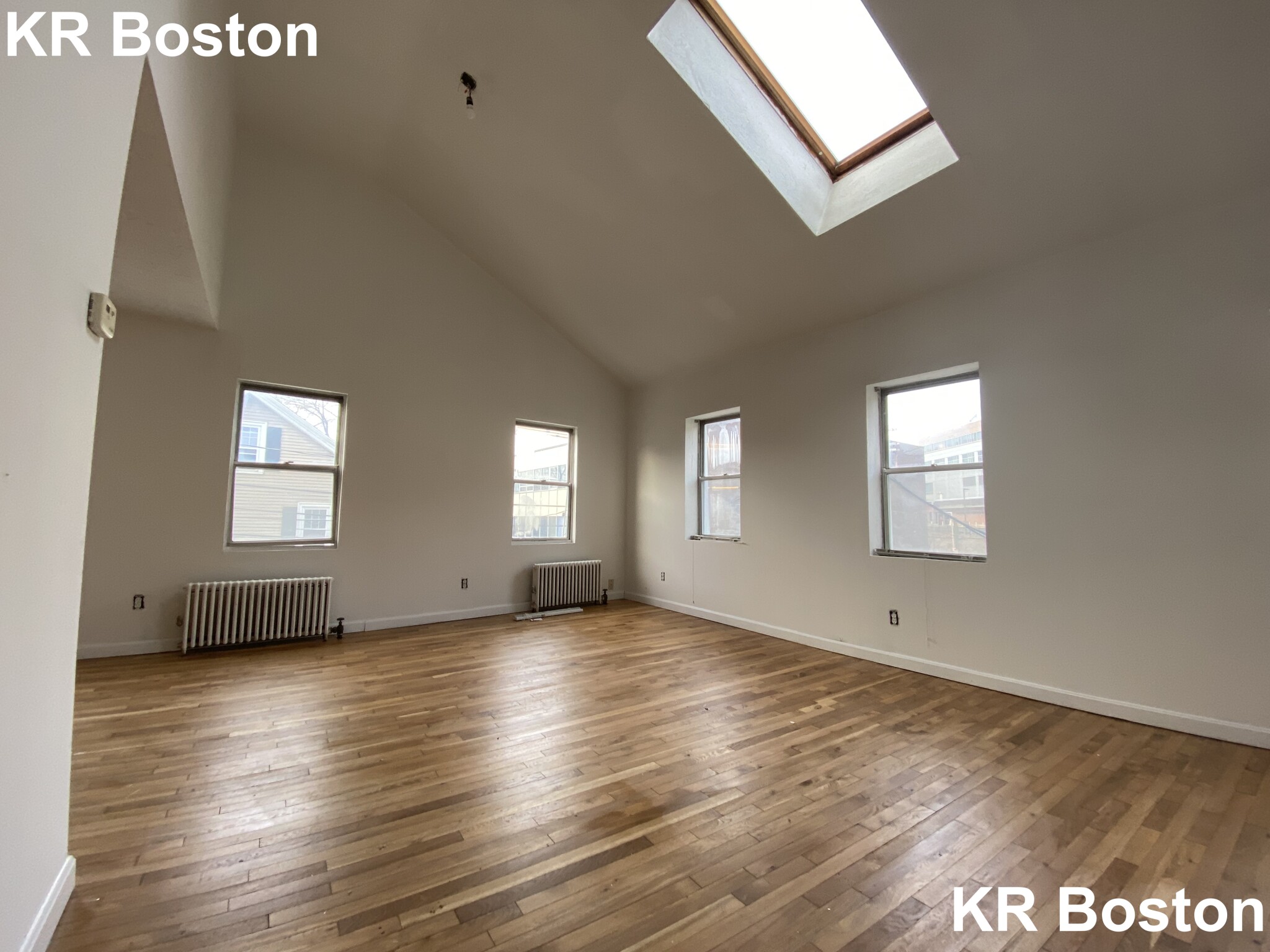 4 bed, 1 bath apartment for rent at 7 Shepard St Unit 1, Brighton — photo 5 of 8
