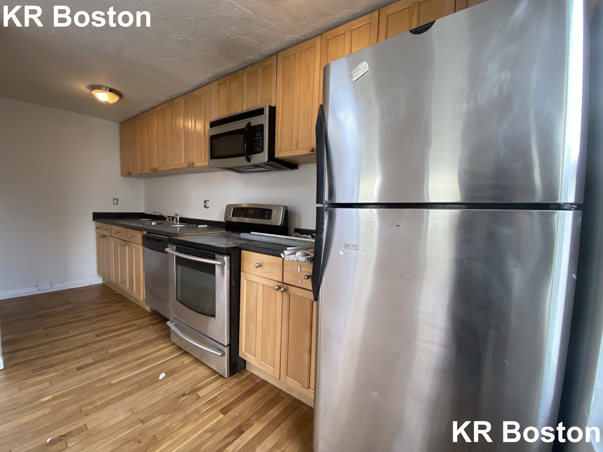 4 bed, 1 bath apartment for rent at 7 Shepard St Unit 1, Brighton — photo 6 of 8