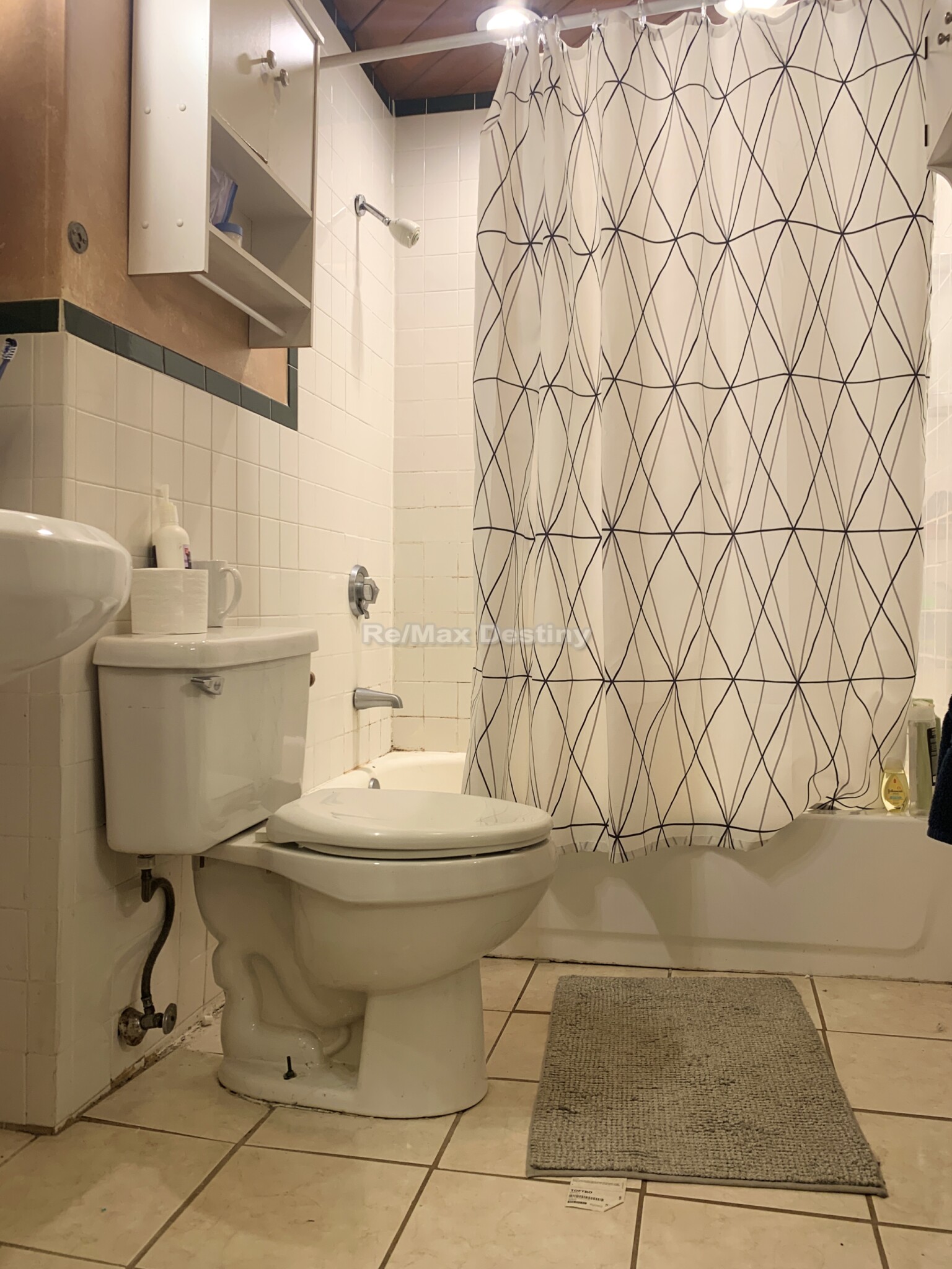 2 bed, 1 bath apartment for rent at 72 Chelsea St Unit 1, East Boston — photo 7 of 13