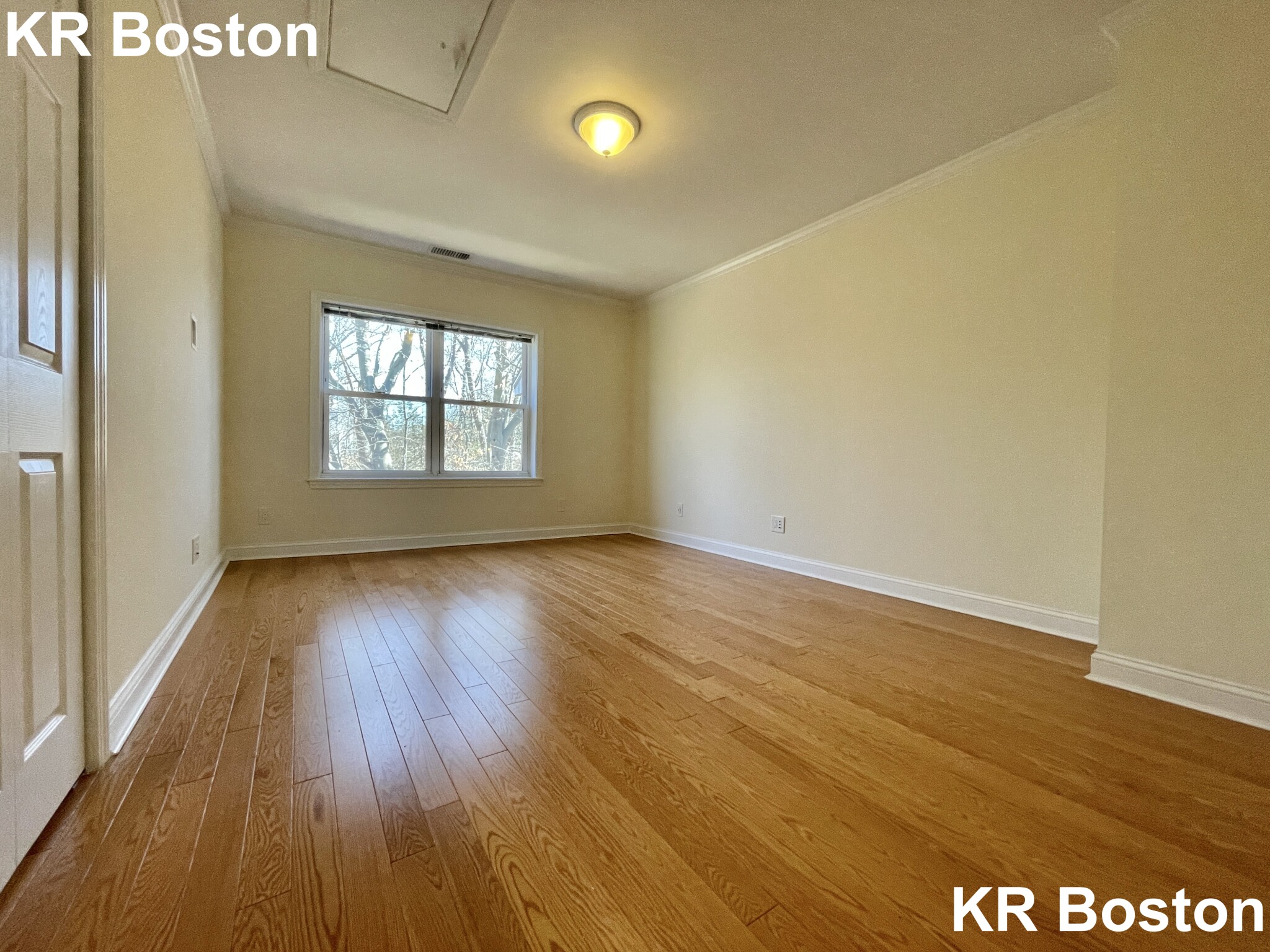 1 bed, 1 bath apartment for rent at 206 Independence Dr Unit 2, Chestnut Hill — photo 5 of 8