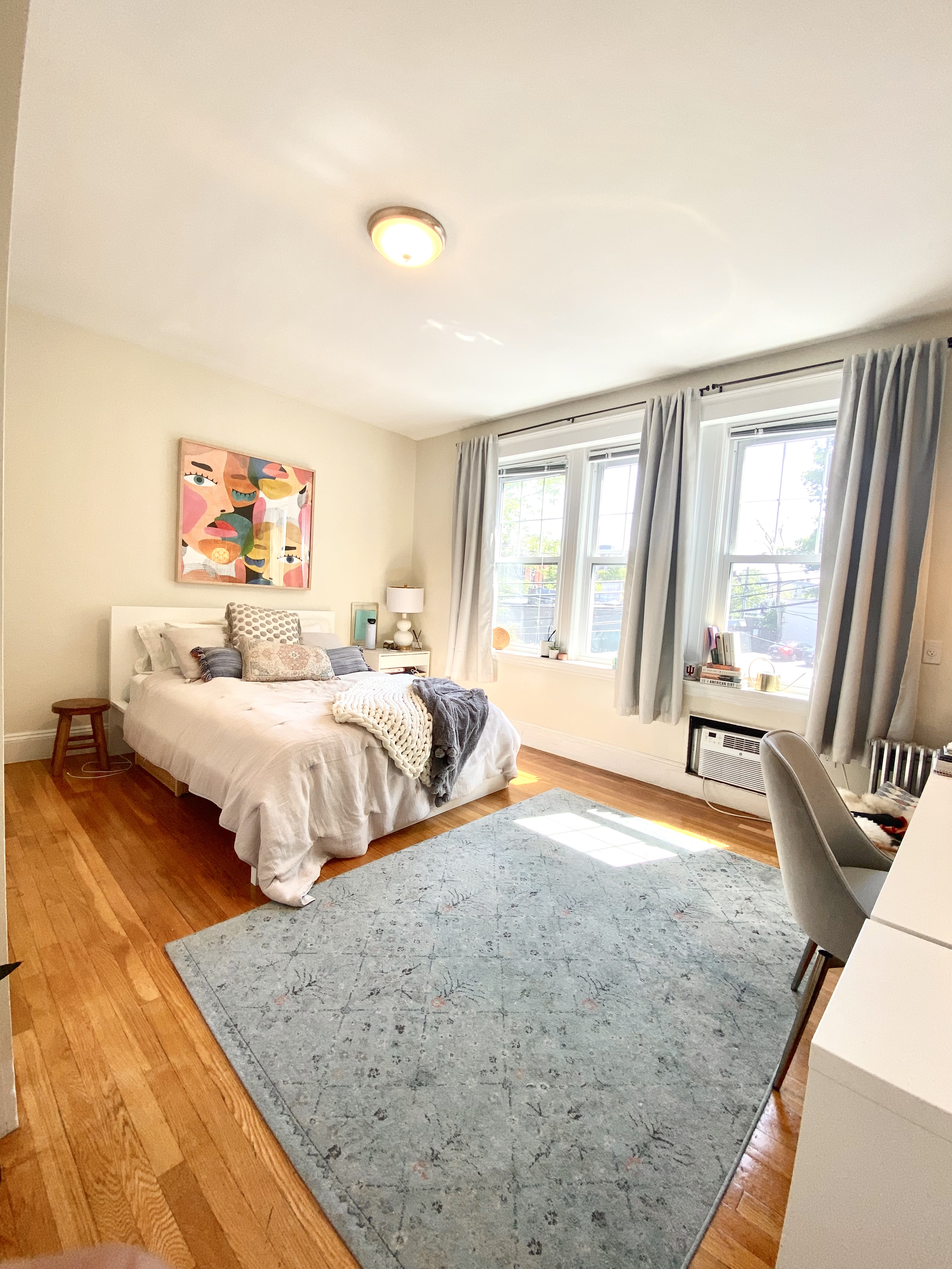 4 bed, 1.5 bath apartment for rent at 719 Washington St Unit 2, Washington Square — photo 4 of 8