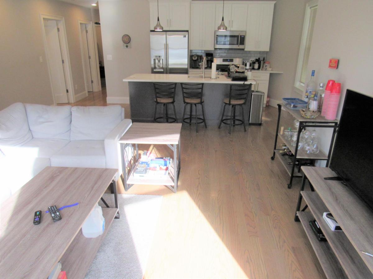 4 bed, 2 bath apartment for rent at 50 Calumet St Unit 3, Mission Hill — photo 2 of 17