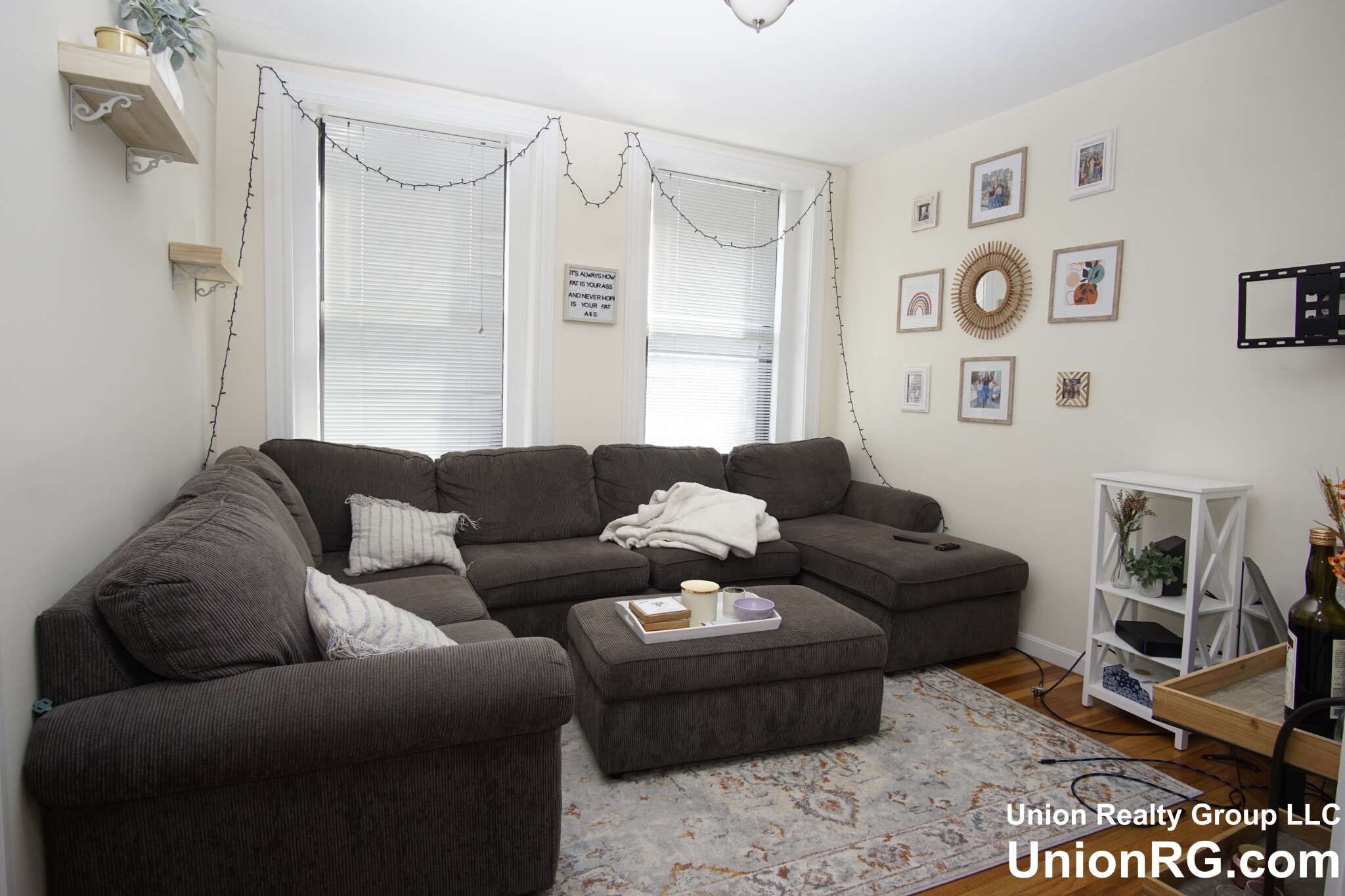 3 bed, 1.5 bath apartment for rent at 1942 Beacon St Unit 4, Brighton — photo 21 of 21