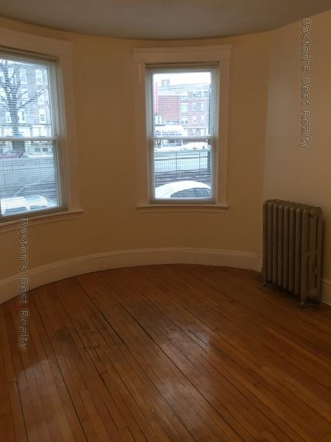 2 bed, 1 bath apartment for rent at 1359 Commonwealth Ave Unit 2, Brighton — photo 2 of 7