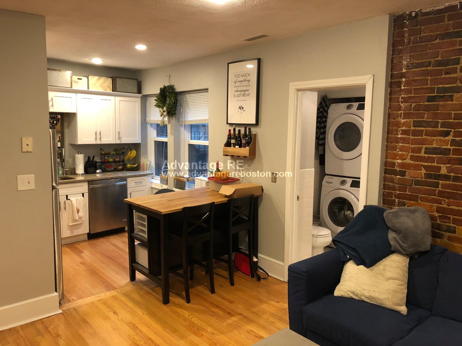 3 bed, 2 bath apartment for rent at 37 Sheafe St Unit 3, North End — photo 2 of 9