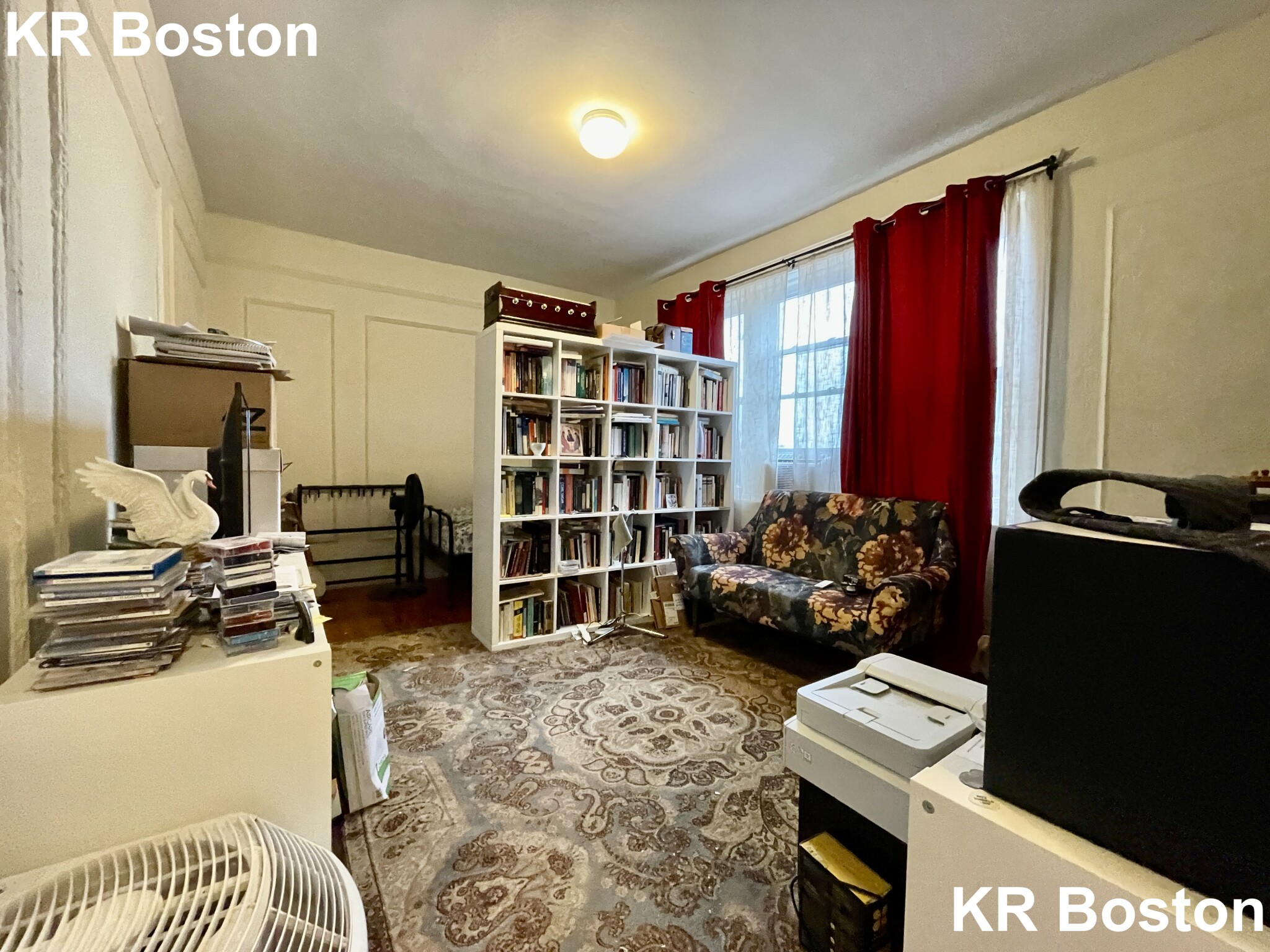 Studio bed, 1 bath apartment for rent at 61 Chiswick Rd Unit 19, Brighton — photo 1 of 5