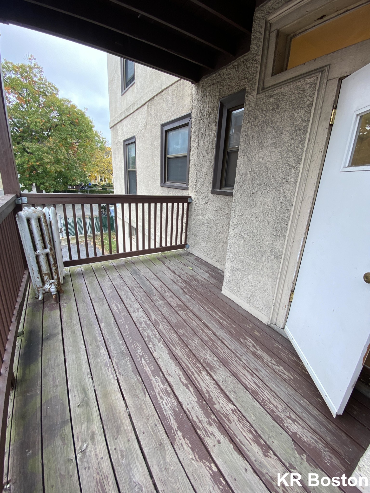 4 bed, 2 bath apartment for rent at 23 Hamilton Rd Unit 1, Coolidge Corner — photo 11 of 11