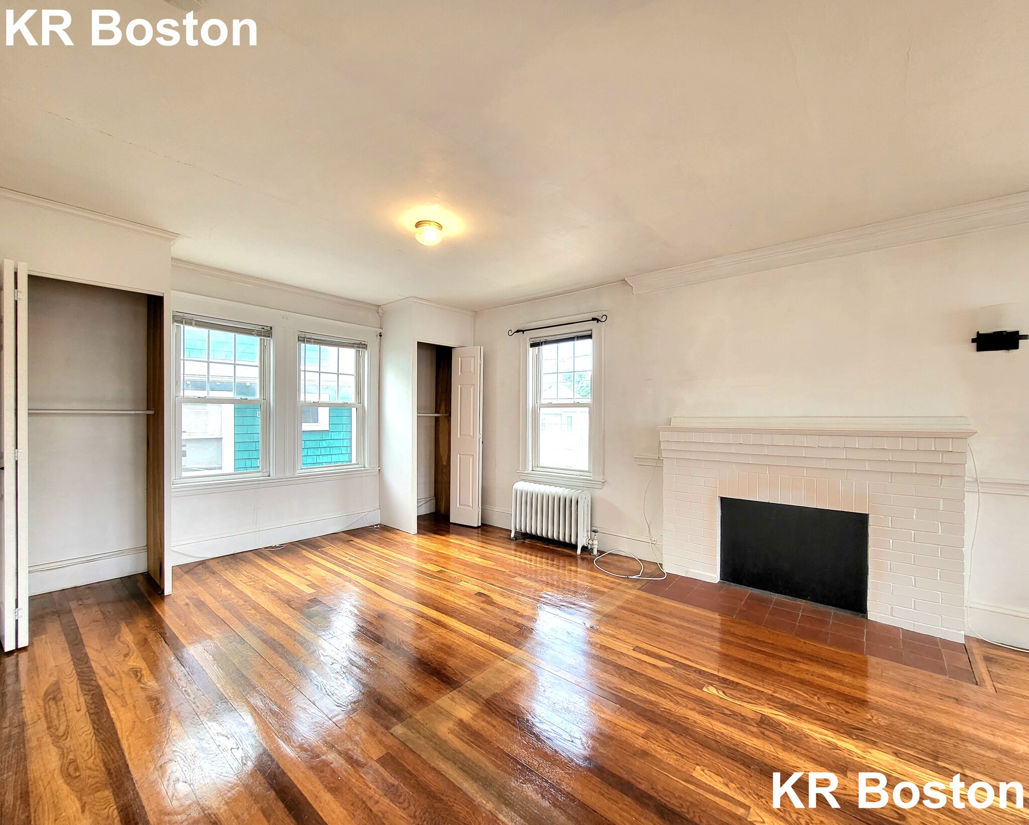 3 bed, 2 bath apartment for rent at 25 South Hobart St Unit 0, Brighton — photo 1 of 14