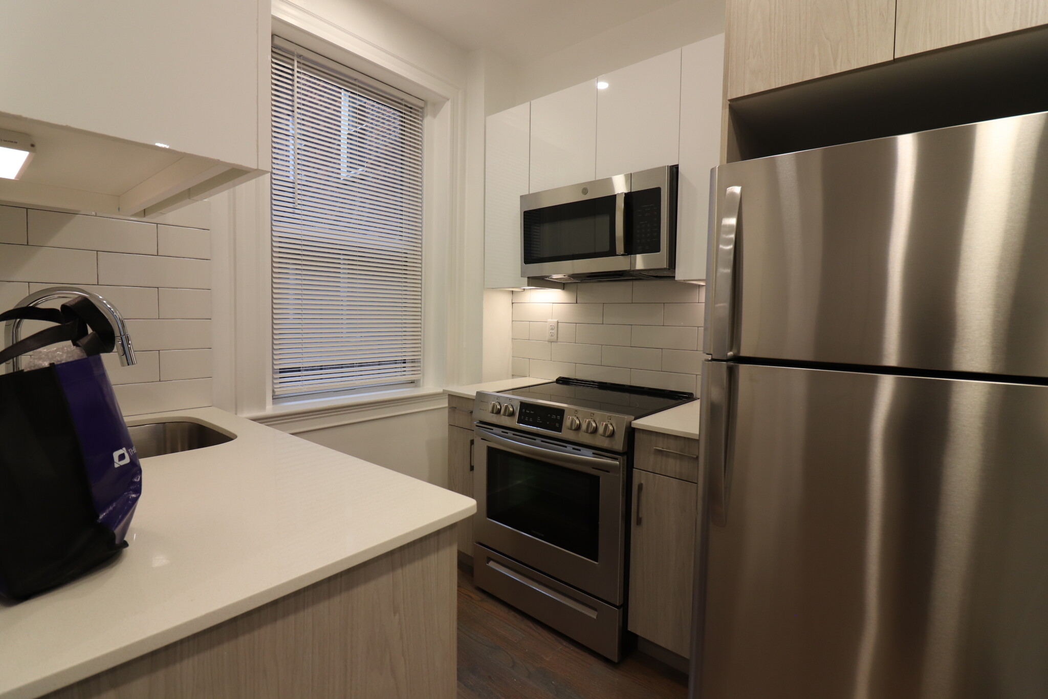 1 bed, 1 bath apartment for rent at 32 Queensberry St Unit 6, Fenway
