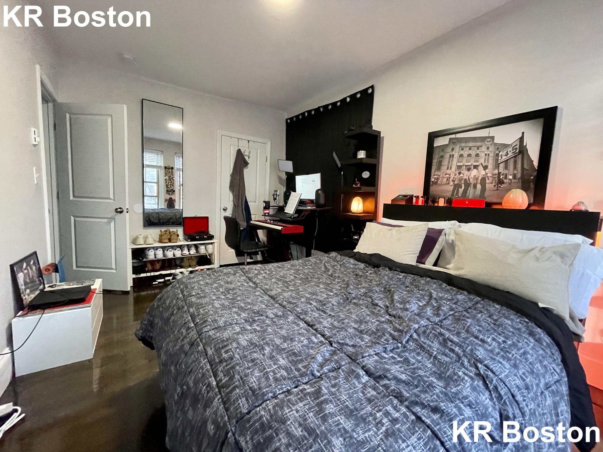 3 bed, 1 bath apartment for rent at 48 Clearway St Unit 9, Back Bay — photo 5 of 6