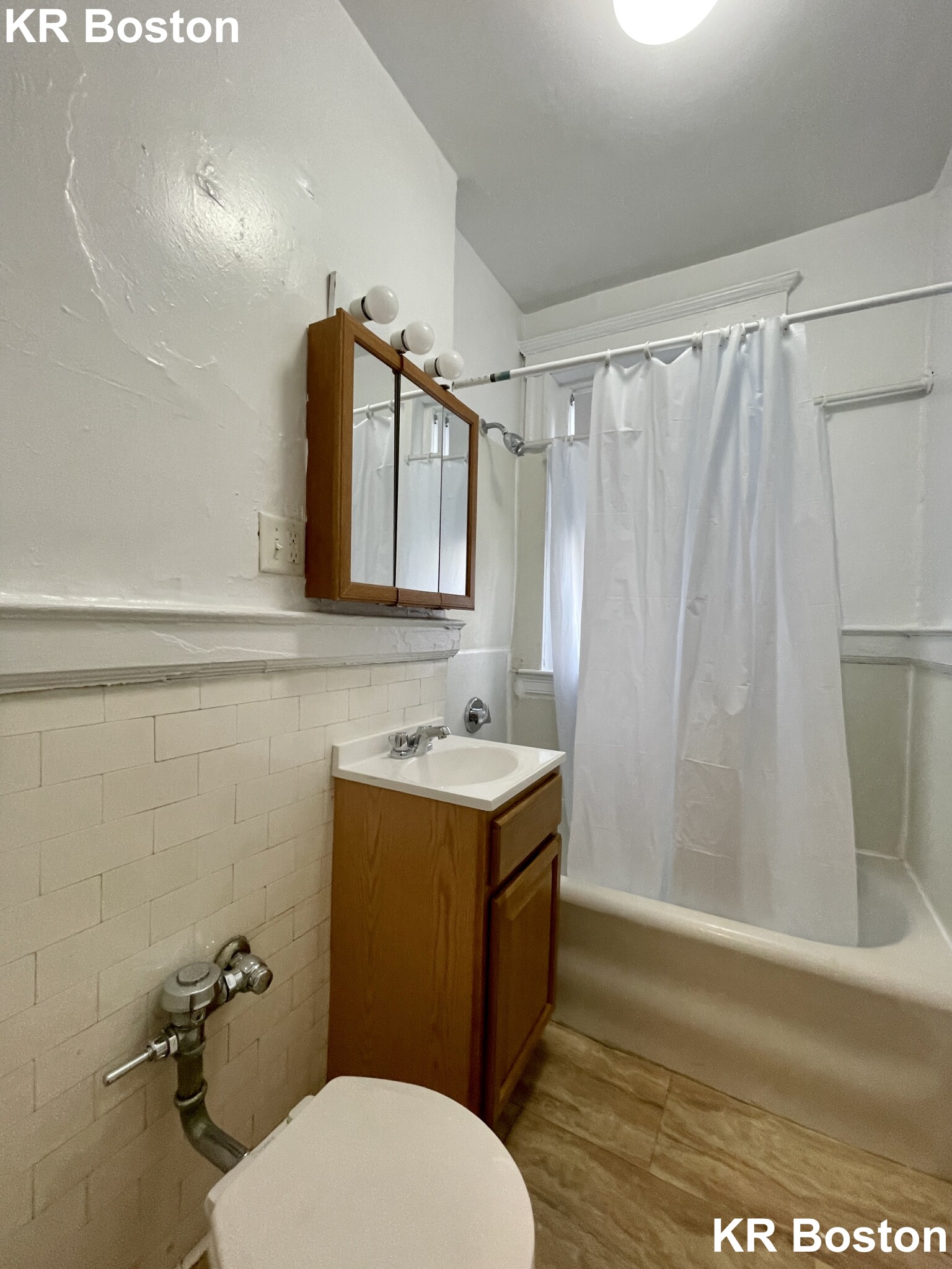 1 bed, 1 bath apartment for rent at 1171 Boylston St Unit 23, Fenway — photo 5 of 9