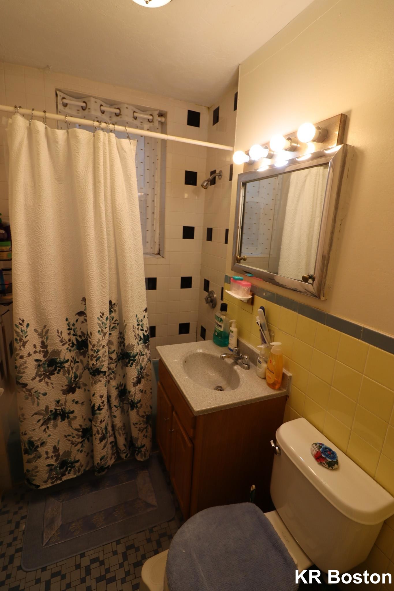 Studio bed, 1 bath apartment for rent at 108 Gordon St Unit 9, Brighton — photo 7 of 8