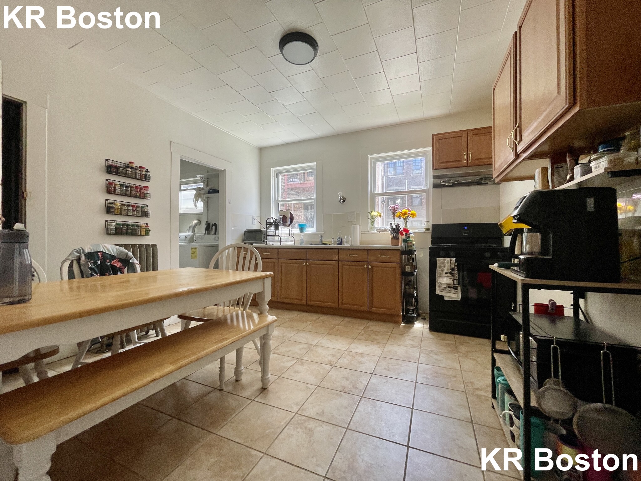 4 bed, 1 bath apartment for rent at 10 Chester St Unit 1, Allston — photo 7 of 13