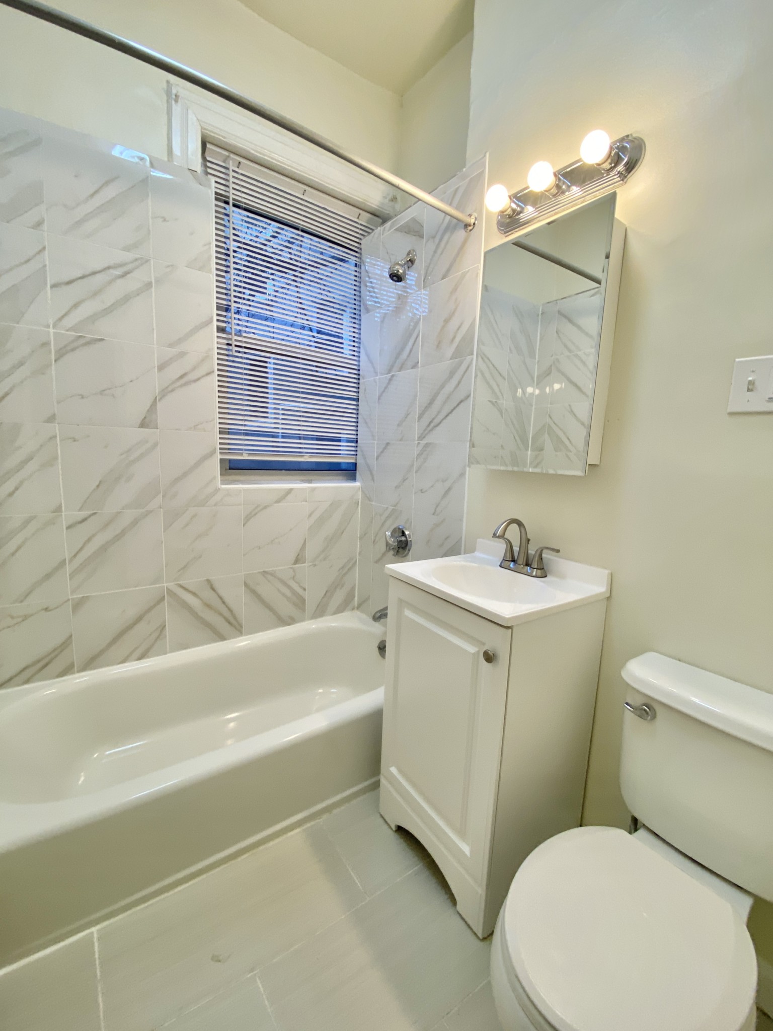 Studio bed, 1 bath apartment for rent at 108 Gordon St Unit 2, Brighton — photo 3 of 8