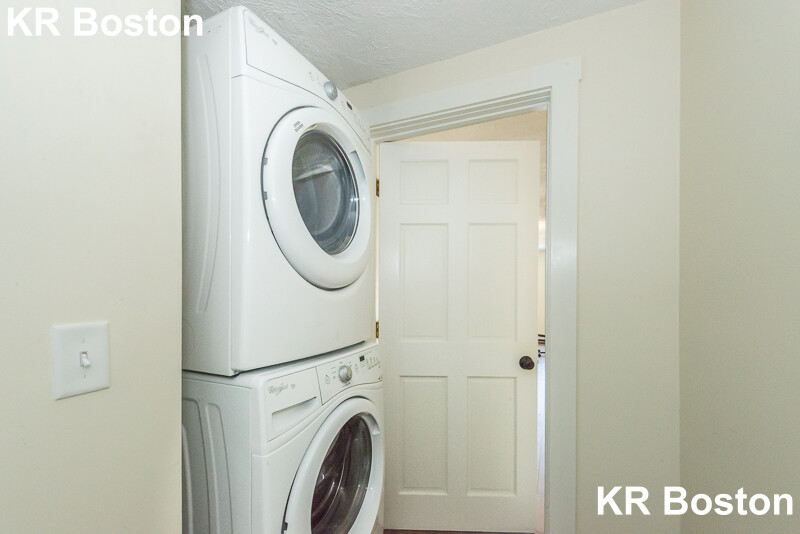 4 bed, 2 bath apartment for rent at 28 Champney St Unit 1, Brighton — photo 7 of 10