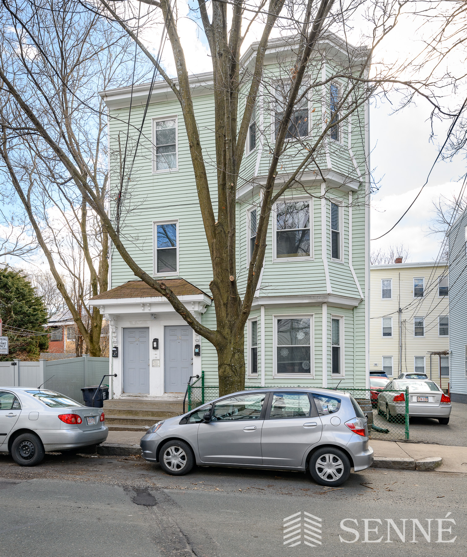 3 bed, 1 bath apartment for rent at 16 Bristol St Unit 2, Kendall Square — photo 1 of 10