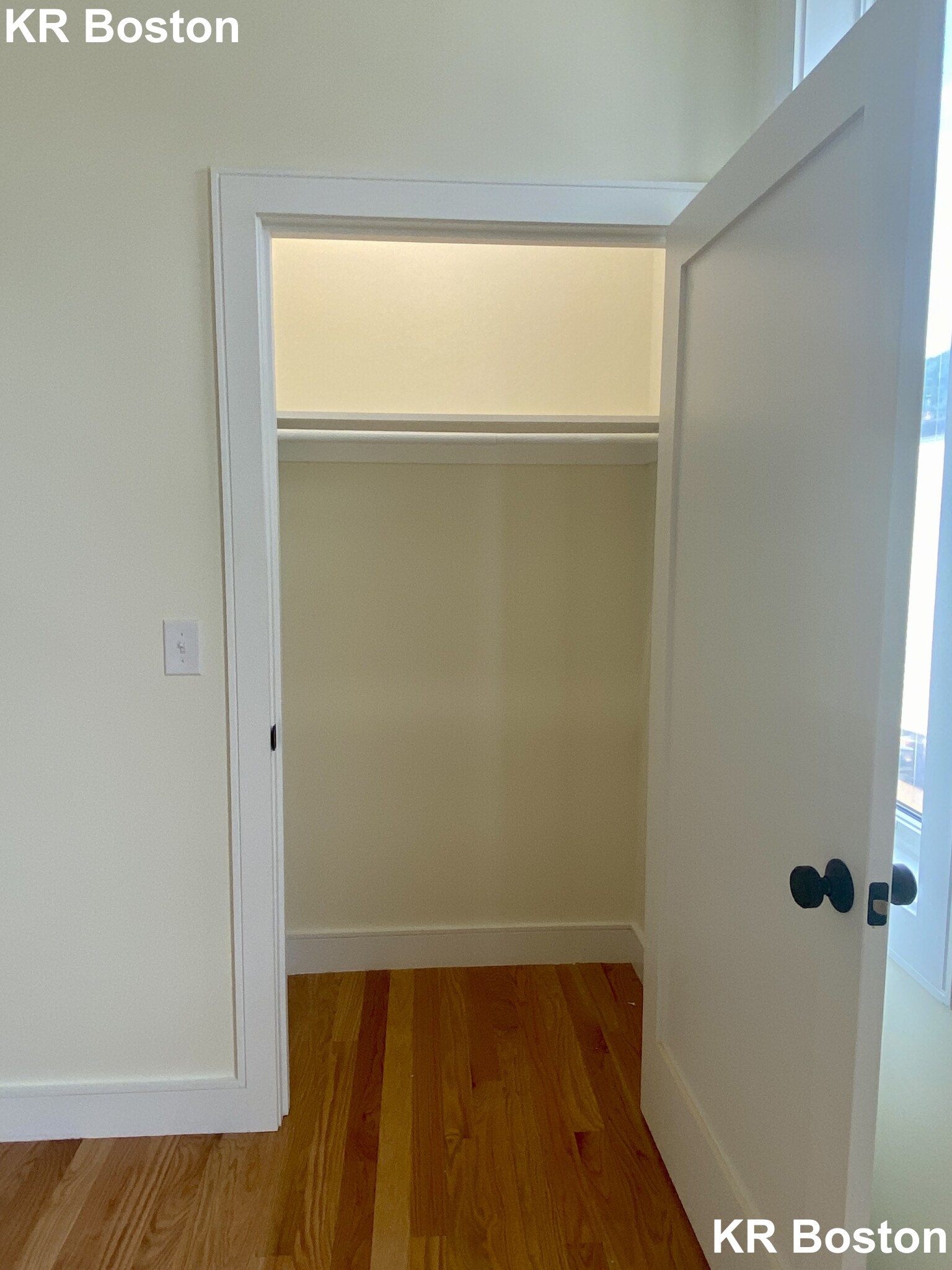 3 bed, 2.5 bath apartment for rent at 64 Cameron St Unit 4, Brookline Village — photo 10 of 16