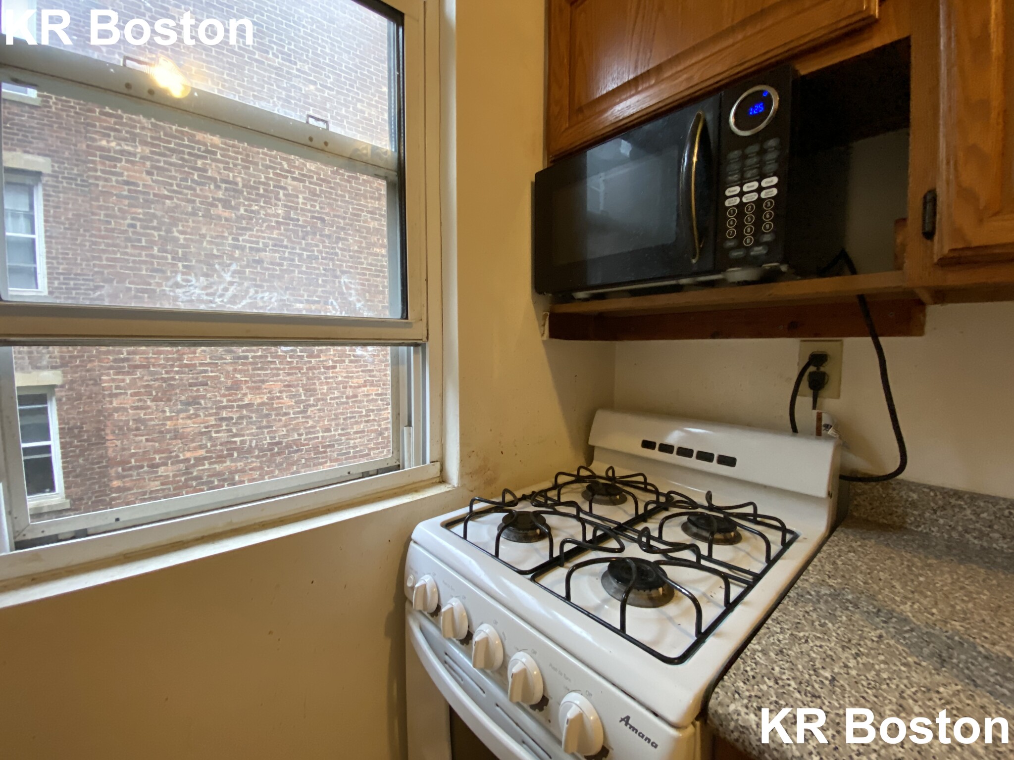 1 bed, 1 bath apartment for rent at 16 Scottfield Rd Unit 3, Allston — photo 6 of 9
