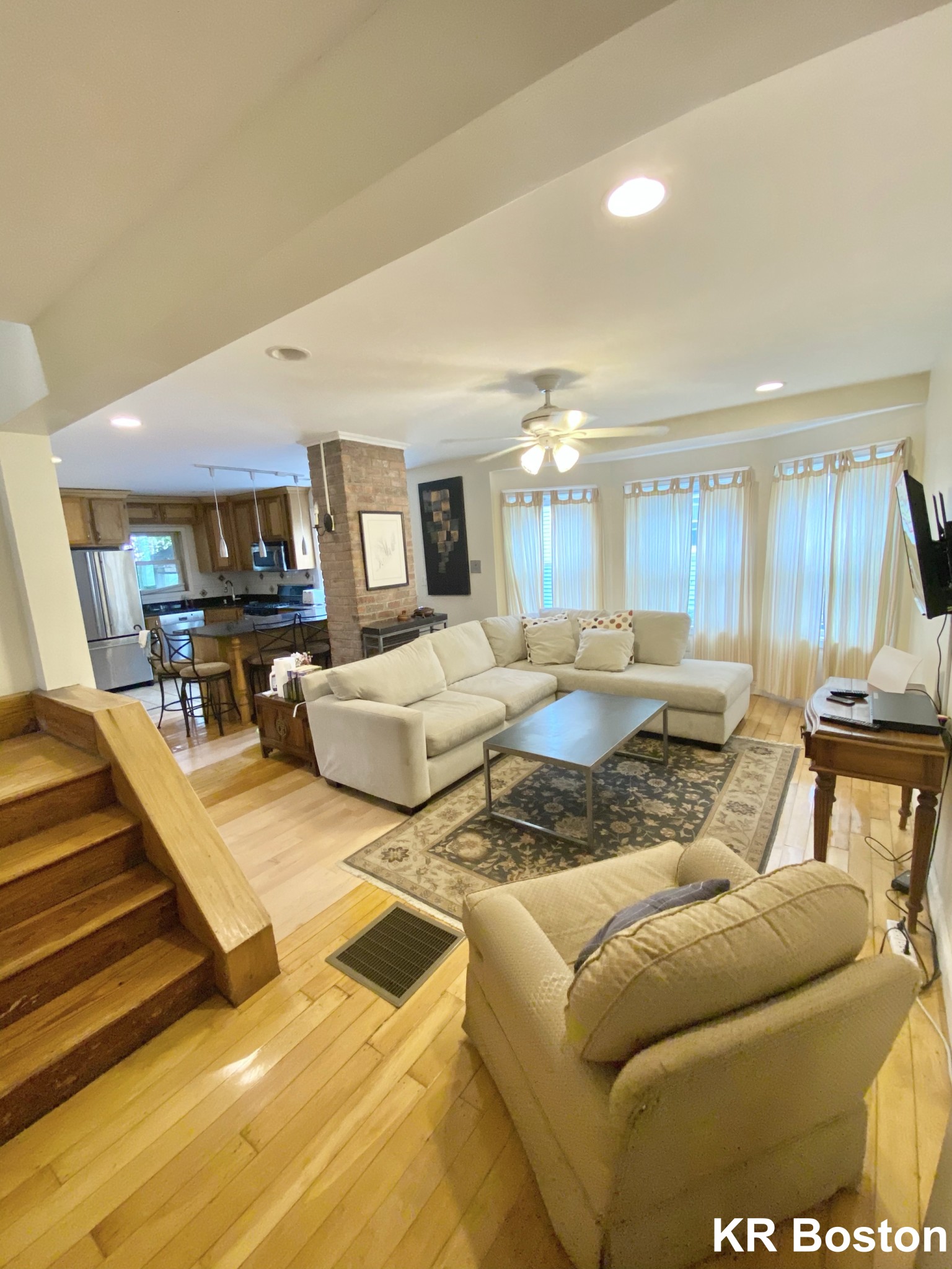 5 bed, 3 bath apartment for rent at 9 Holman St Unit 1, Allston — photo 8 of 14