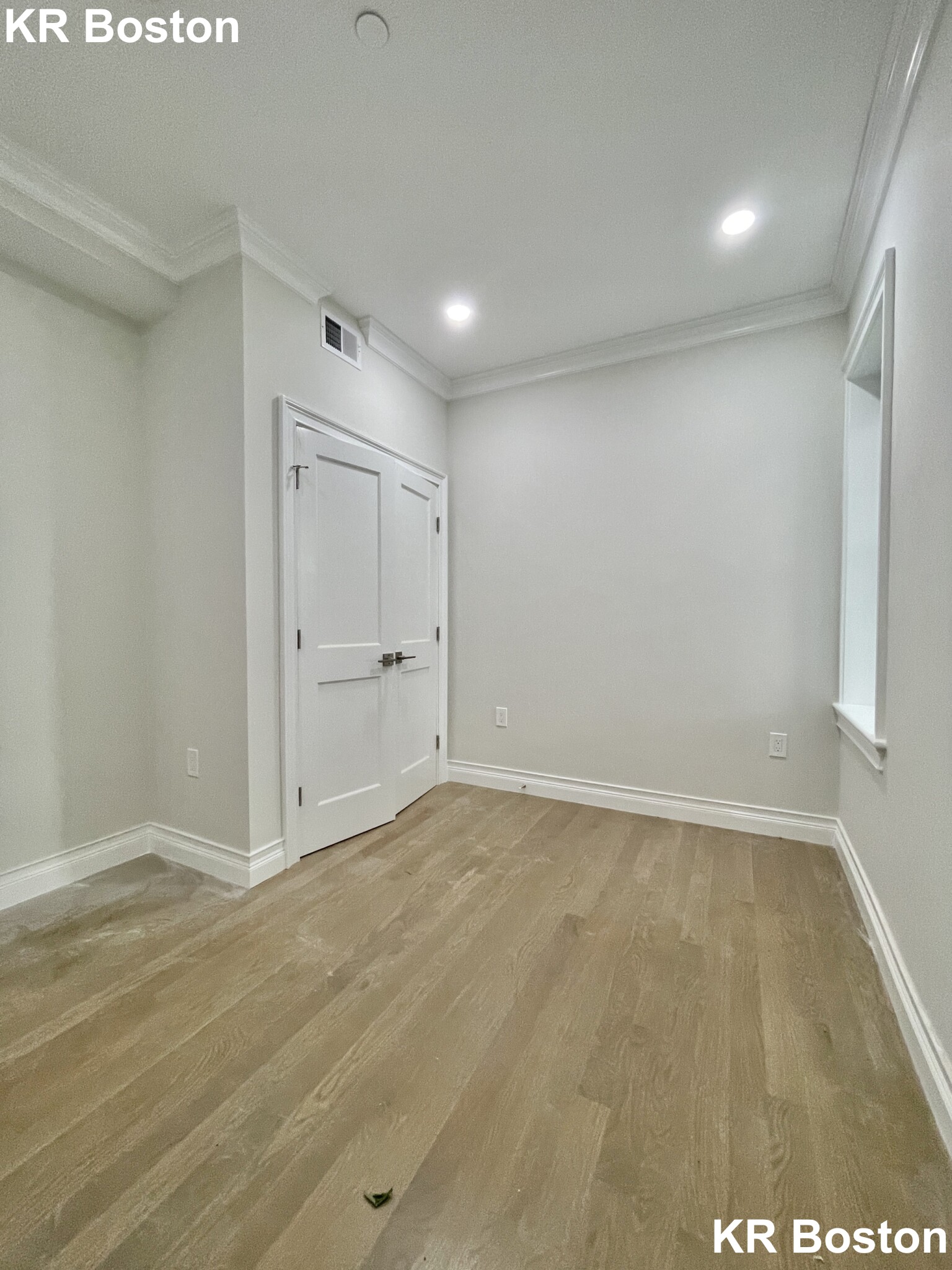 3 bed, 1.5 bath apartment for rent at 22 Mount Hood Rd Unit 3, Brighton — photo 7 of 12