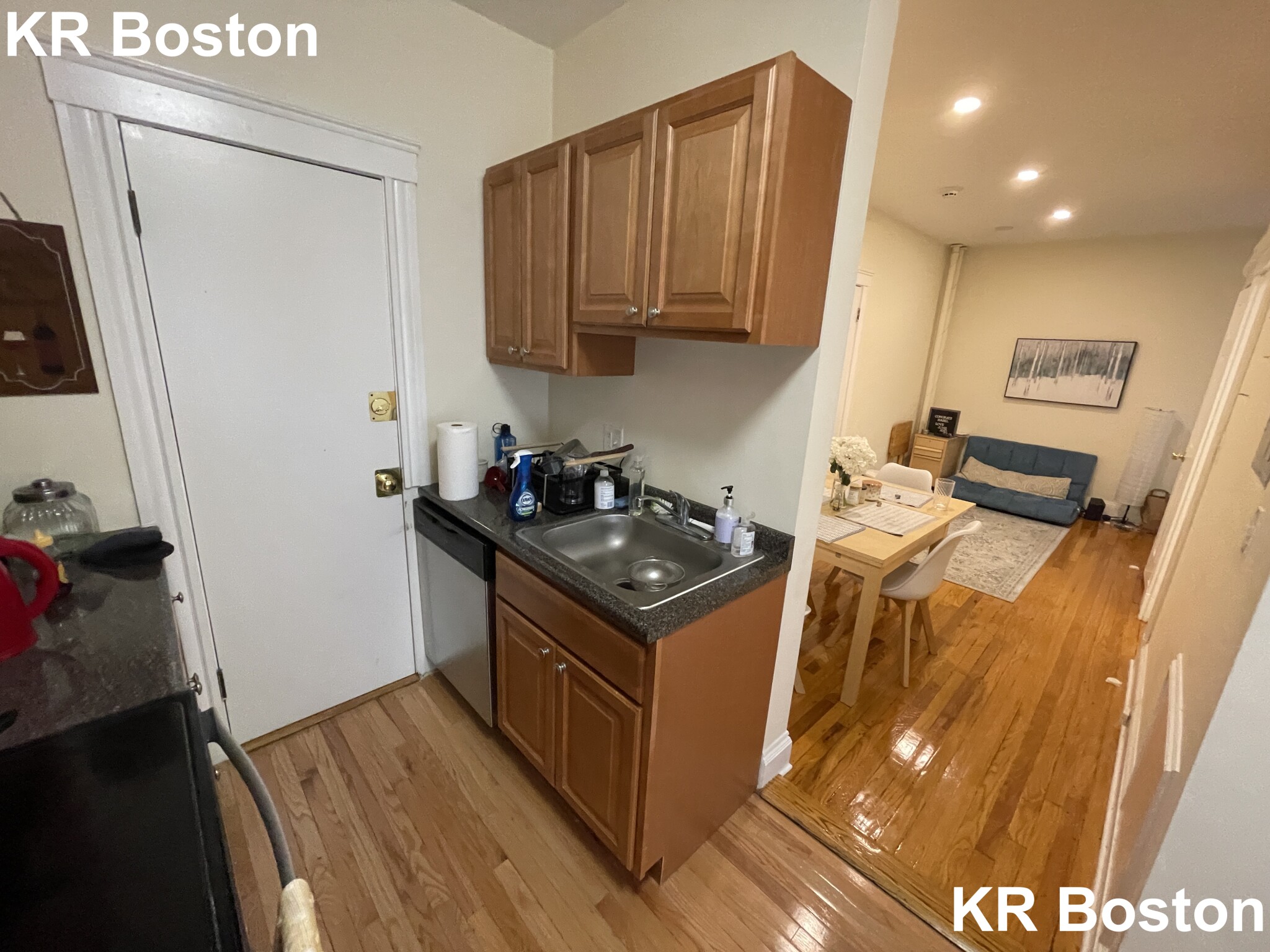 2 split bed, 1 bath apartment for rent at 1585 Beacon St Unit 12, Washington Square — photo 1 of 4