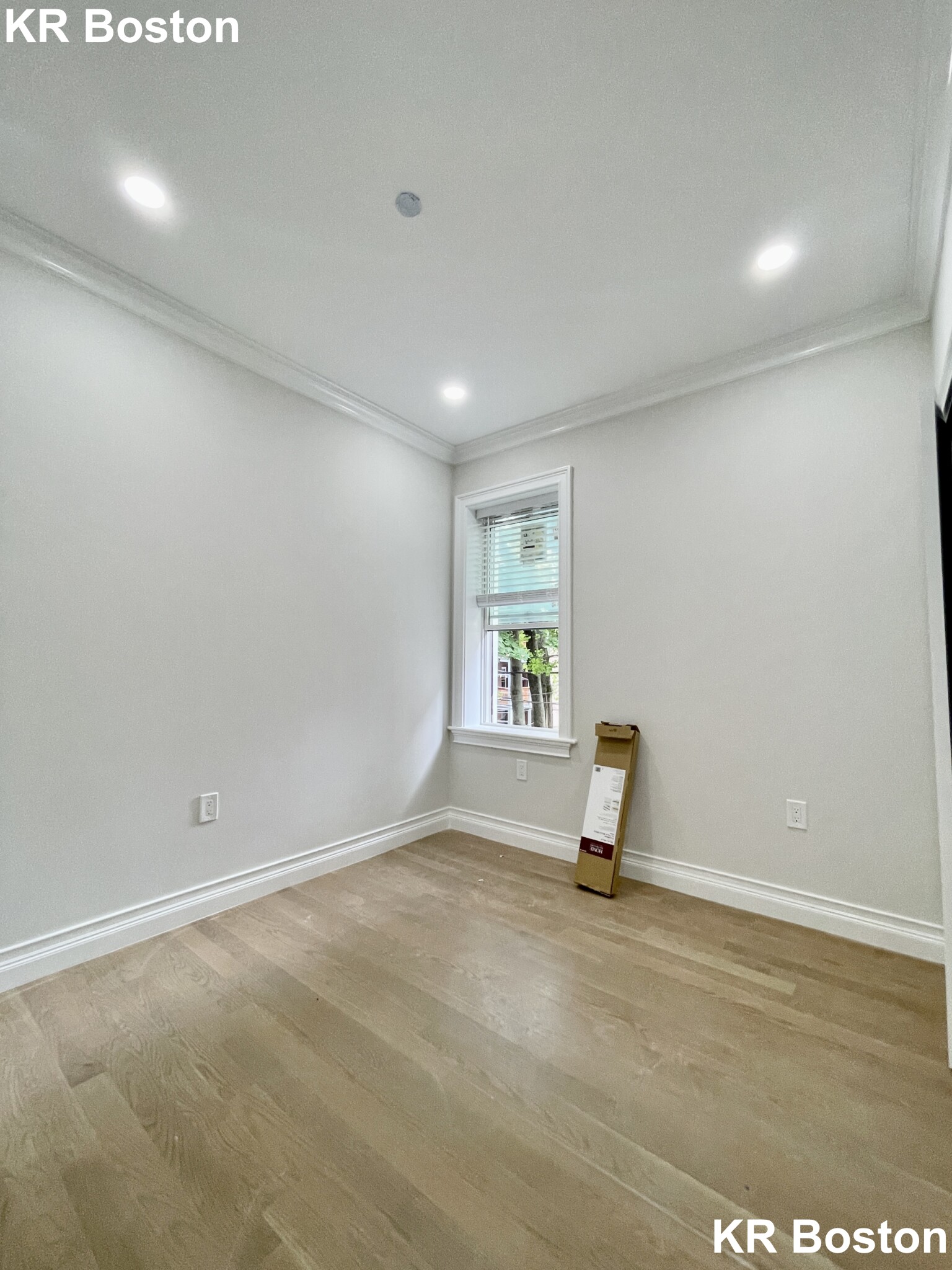 3 bed, 2 bath apartment for rent at 9 Mount Hood Rd Unit 2, Brighton — photo 6 of 7