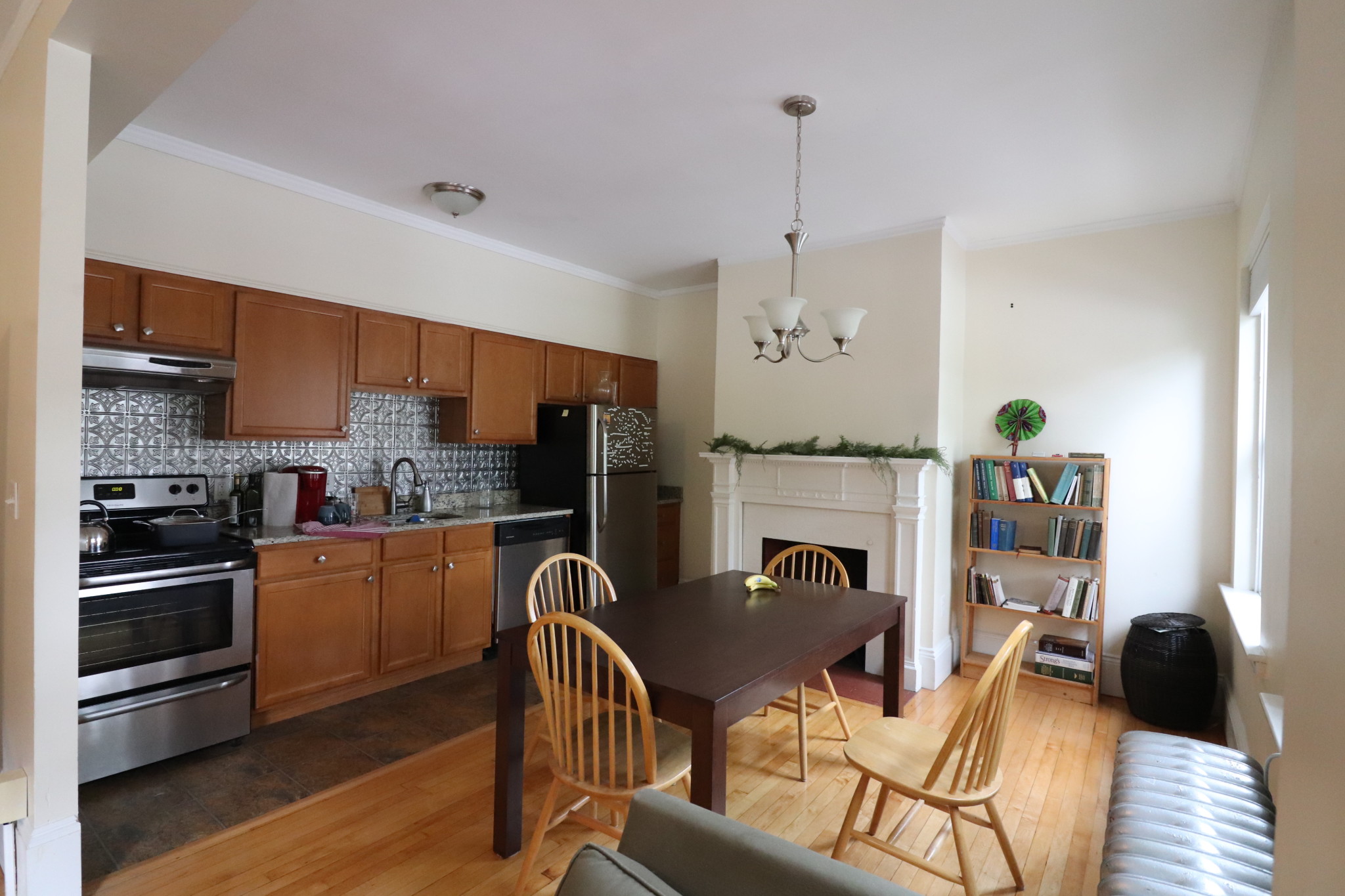 2 bed, 1 bath apartment for rent at 1100 Beacon St Unit 3A, Coolidge Corner — photo 3 of 16