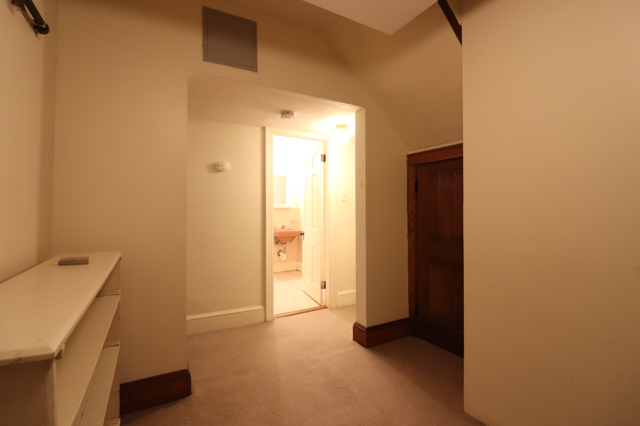 2 bed, 1 bath apartment for rent at 40 Blake Rd Unit B, Brookline Hills — photo 12 of 18