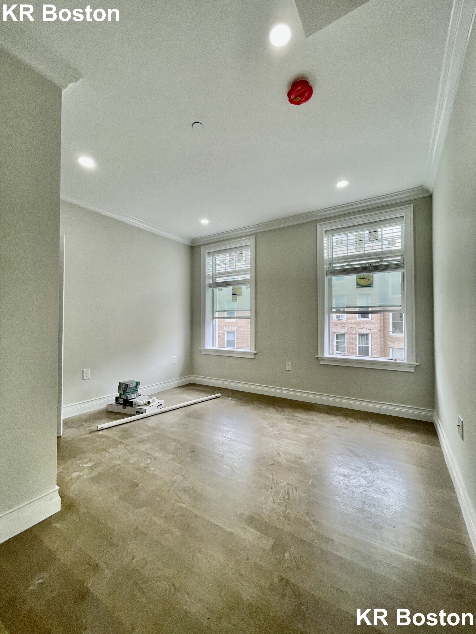 3 bed, 1.5 bath apartment for rent at 9 Mount Hood Rd Unit 3, Brighton — photo 8 of 12