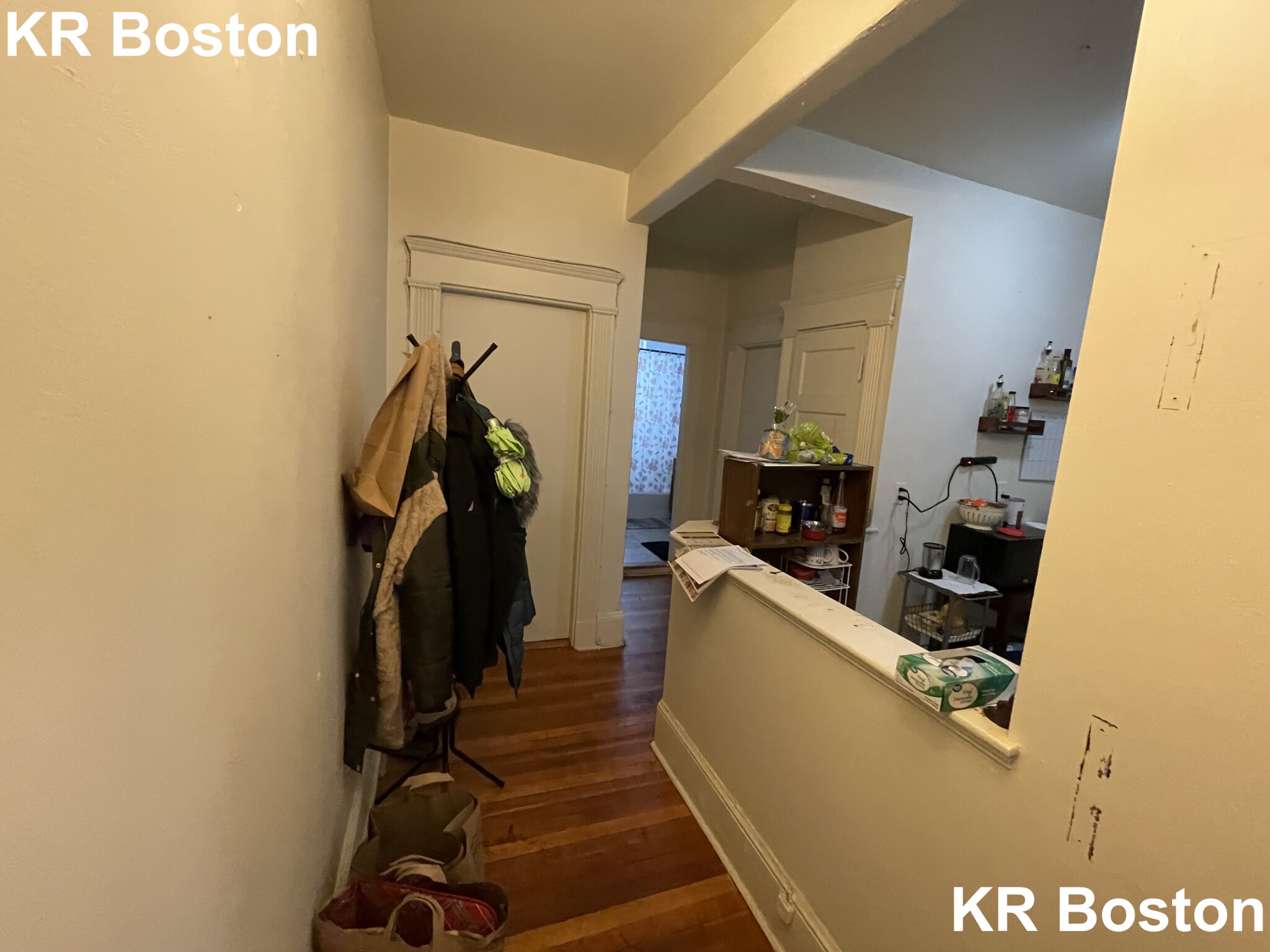 2 split bed, 1 bath apartment for rent at 1585 Beacon St Unit 12, Washington Square — photo 3 of 4