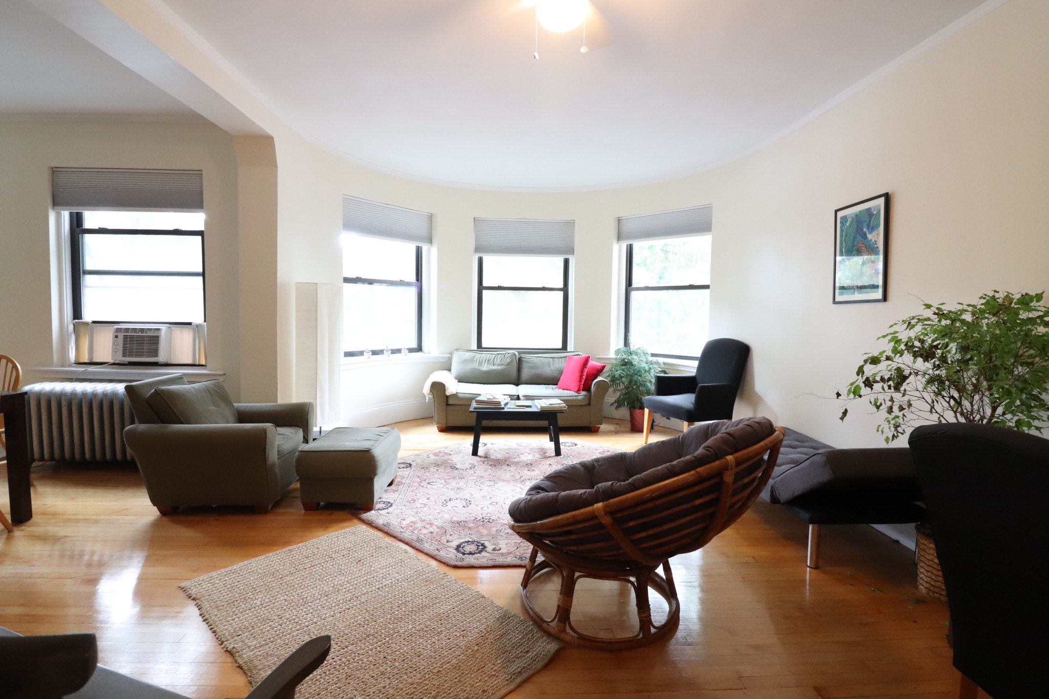 2 bed, 1 bath apartment for rent at 1100 Beacon St Unit 3A, Coolidge Corner — photo 2 of 16