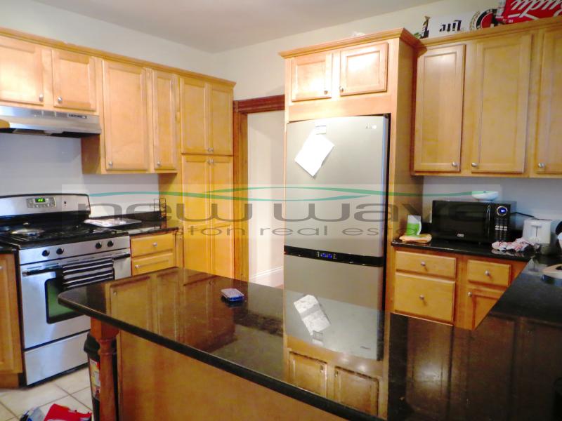 3 bed, 1 bath apartment for rent at 70 Calumet St Unit 1, Mission Hill — photo 1 of 13