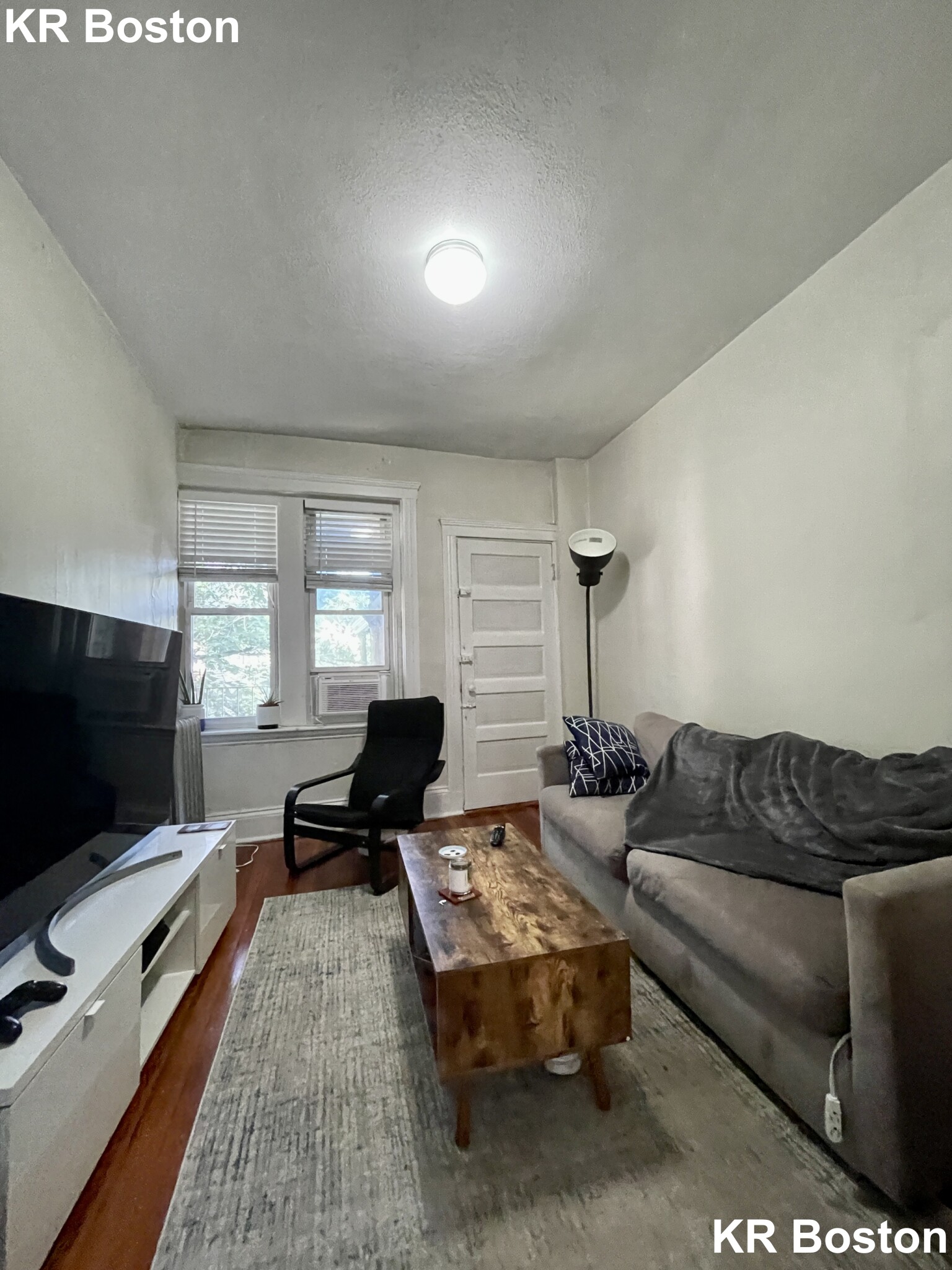 1 bed, 1 bath apartment for rent at 1382 Commonwealth Ave Unit 8, Allston — photo 1 of 3