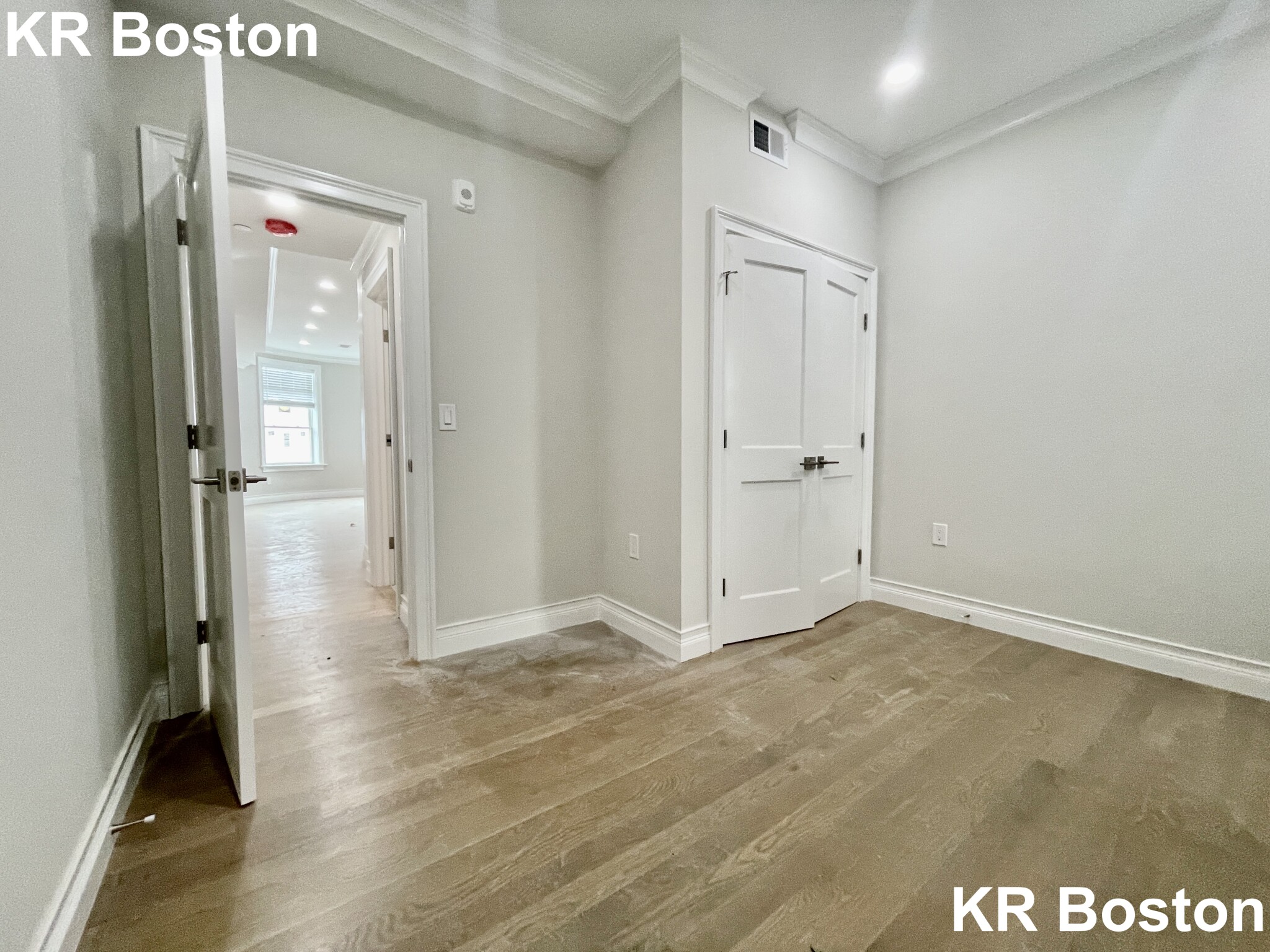 3 bed, 1.5 bath apartment for rent at 22 Mount Hood Rd Unit 3, Brighton — photo 9 of 12
