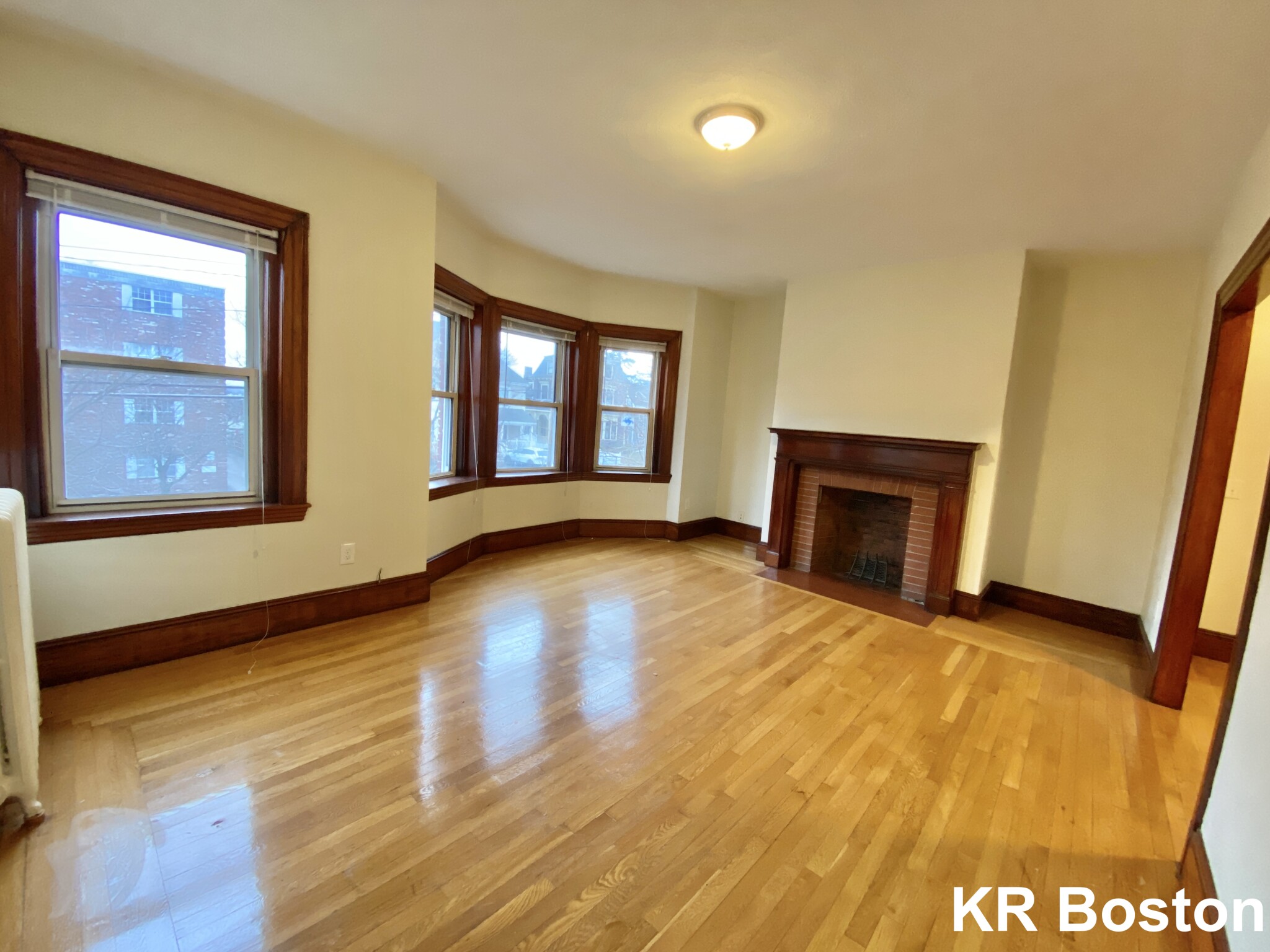 4 bed, 2 bath apartment for rent at 164 Summer Unit 22, Winter Hill — photo 13 of 23