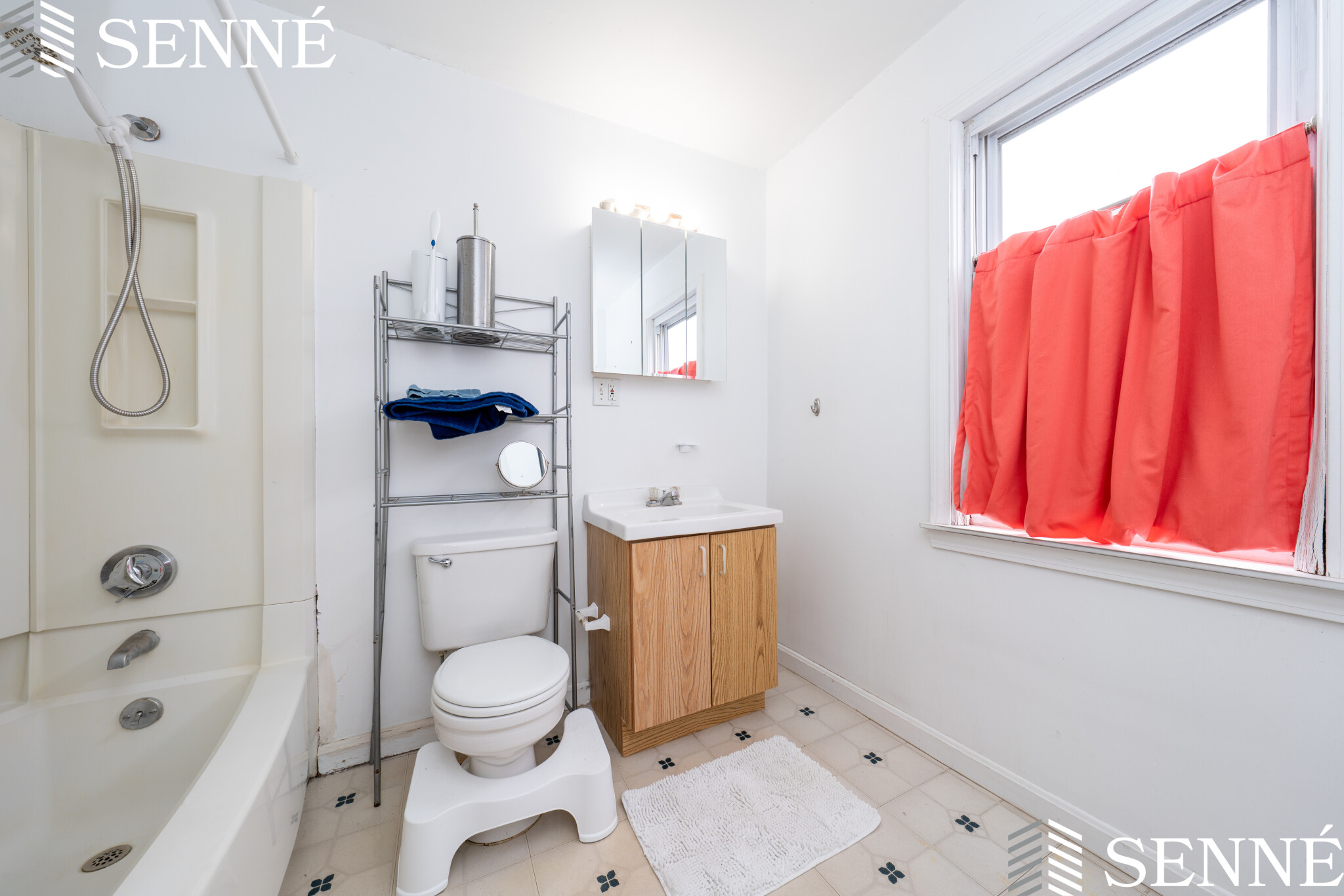 4 bed, 1 bath apartment for rent at 19 Lovell St Unit 3, Teele Square — photo 19 of 30