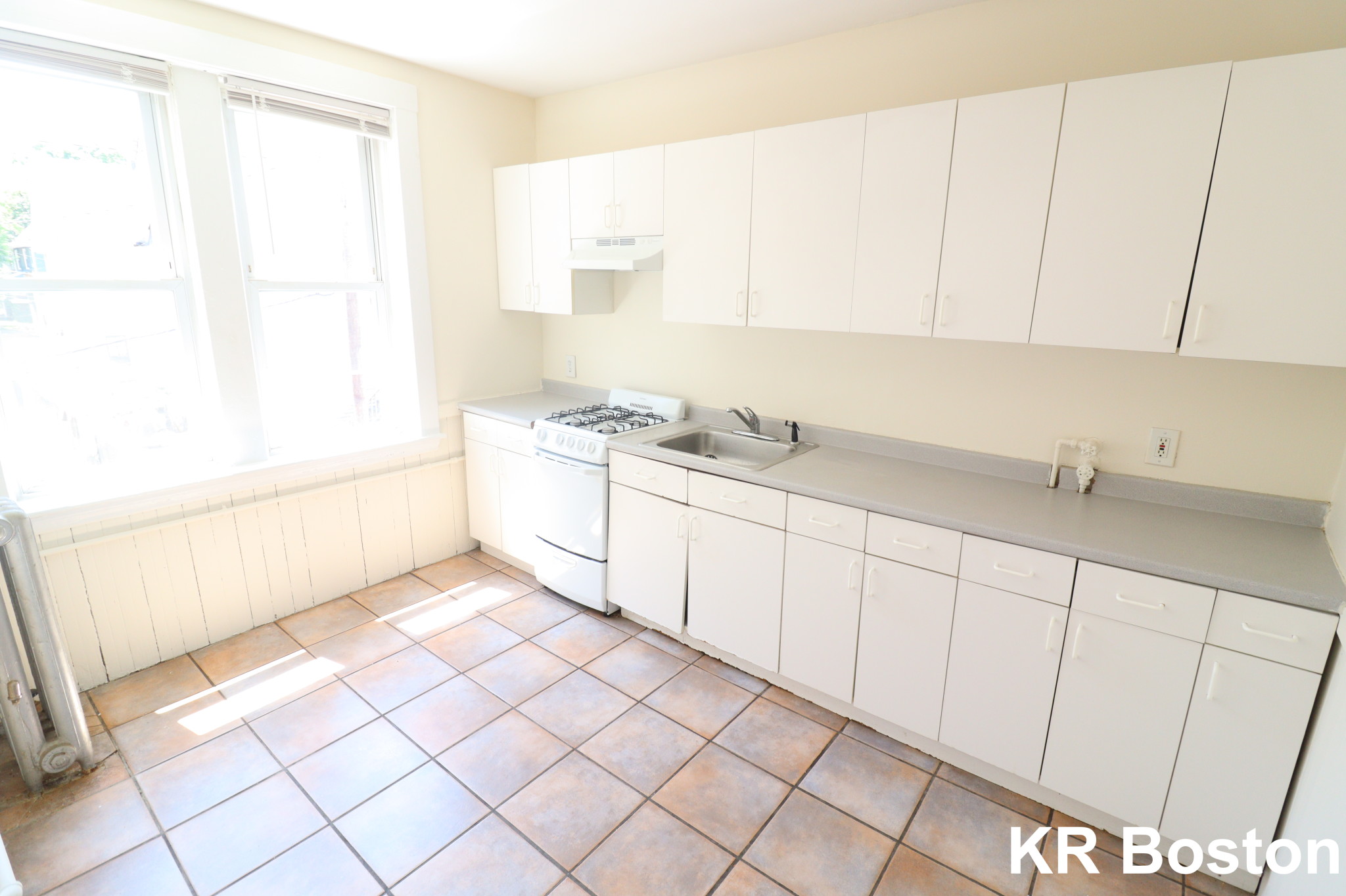 1 bed, 1 bath apartment for rent at 514 Cambridge St Unit 6A, Allston — photo 5 of 12