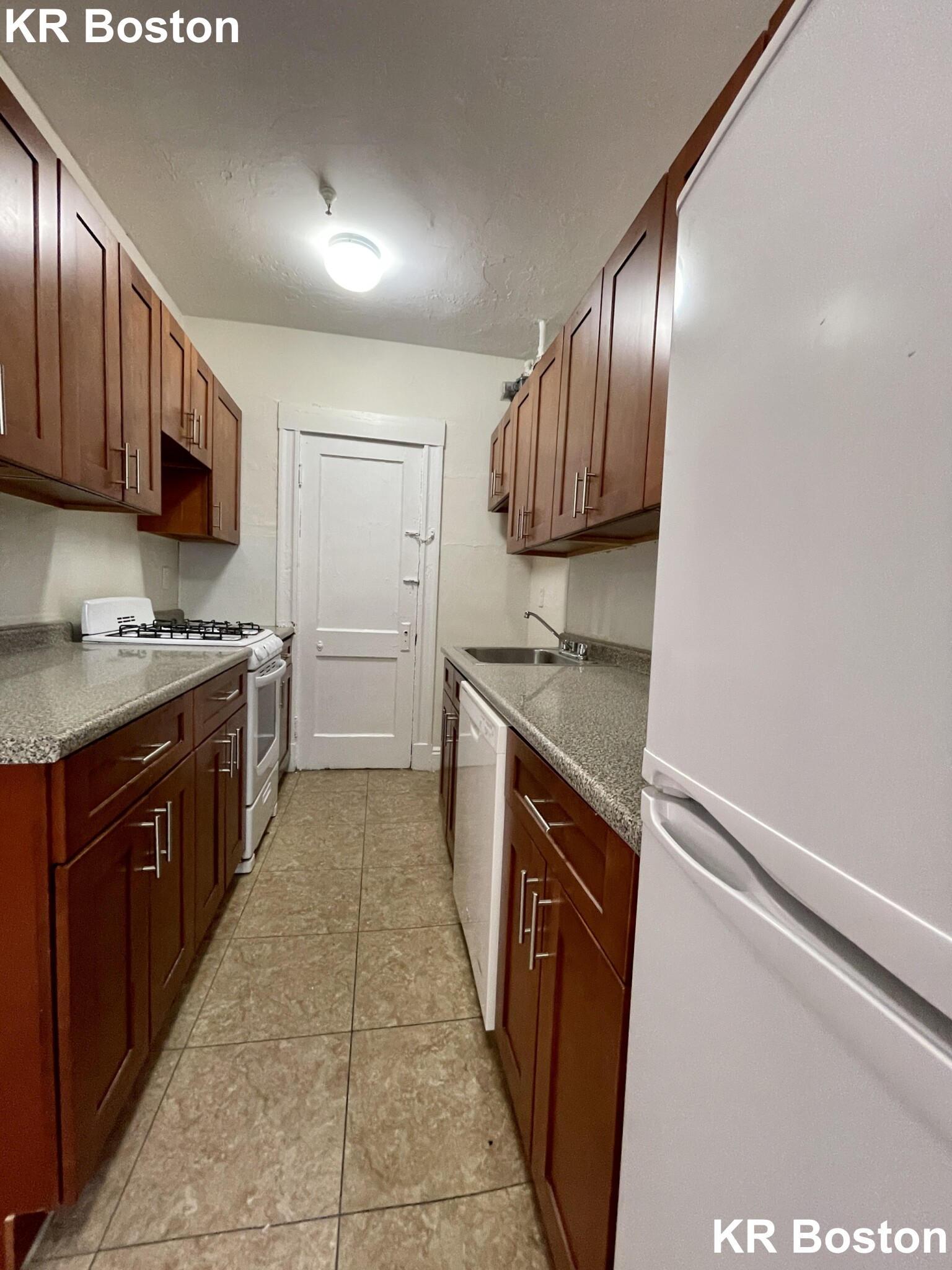 1 bed, 1 bath apartment for rent at 1171 Boylston St Unit 23, Fenway — photo 3 of 9
