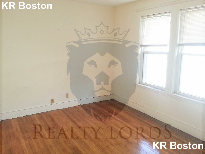 1 bed, 1 bath apartment for rent at 8 Scottfield Rd Unit 3, Allston — photo 6 of 10
