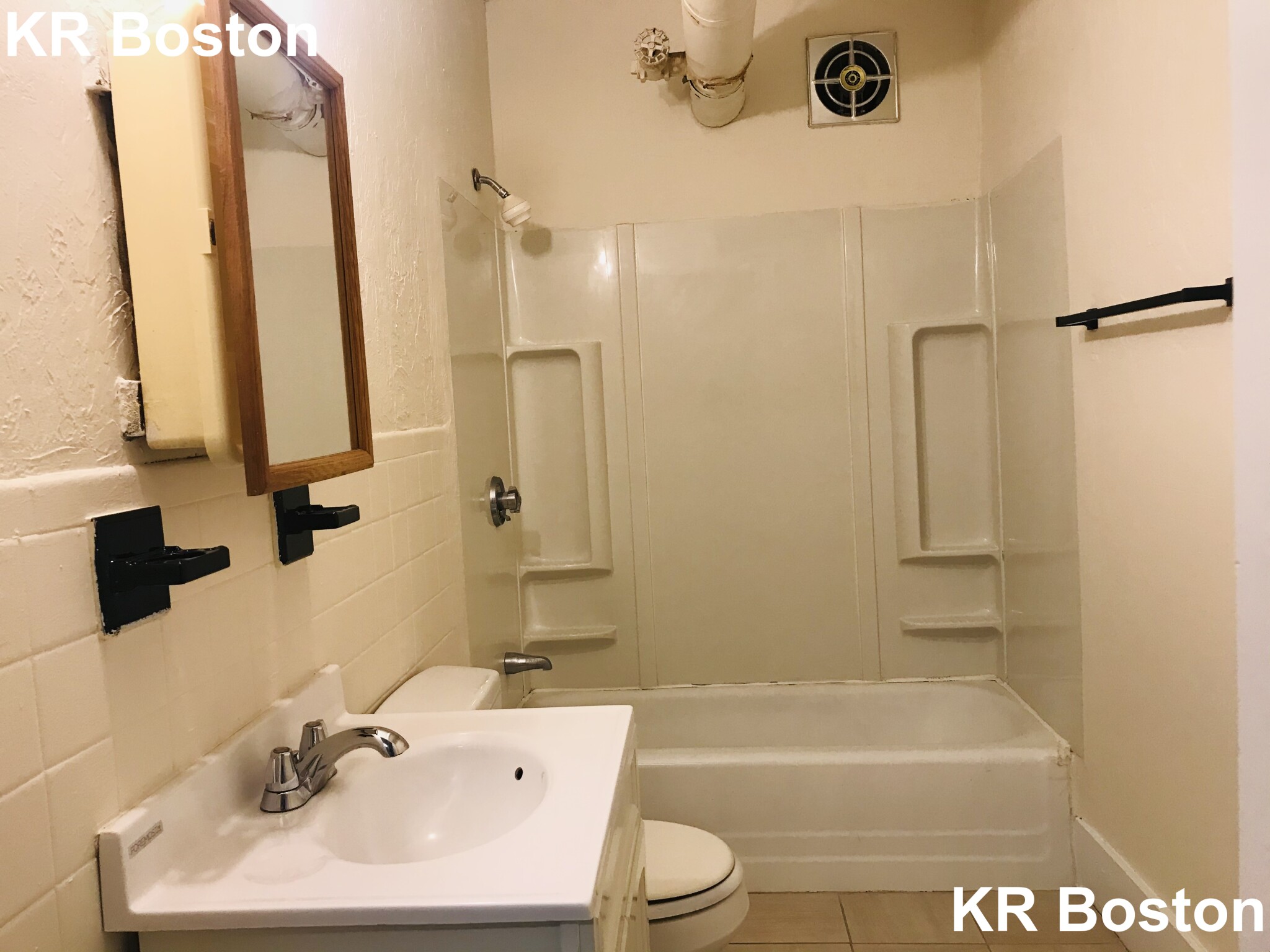 Studio bed, 1 bath apartment for rent at 1201 Massachusetts Ave Unit BE4, Harvard Square — photo 4 of 7