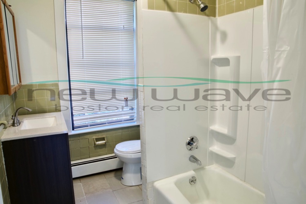 3 bed, 1 bath apartment for rent at 38 Bradford St Unit 3, South End — photo 14 of 15
