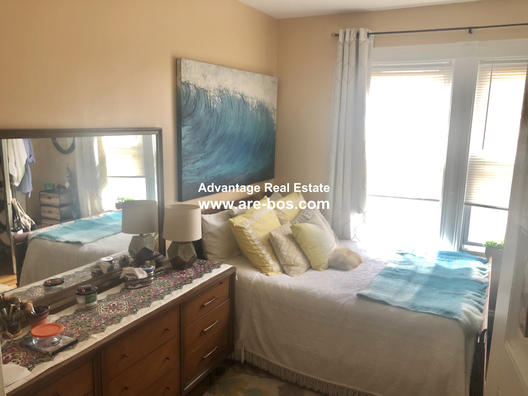 4 bed, 1 bath apartment for rent at 68 Boylston St Unit 6, Brookline Village — photo 14 of 17