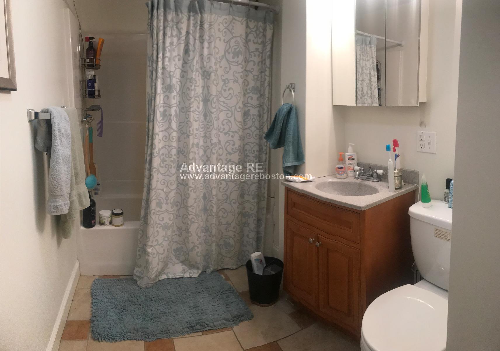 3 bed, 2 bath apartment for rent at 115 Fifth St Unit 6, Kendall Square — photo 11 of 14