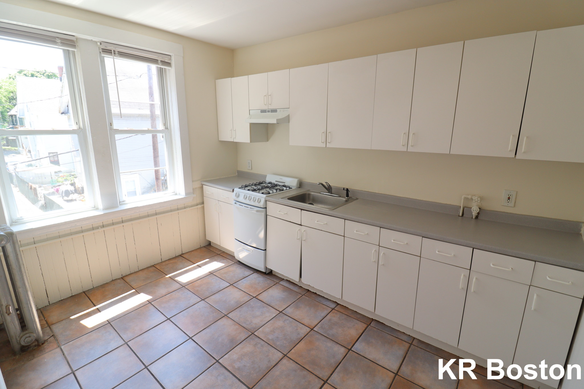 1 bed, 1 bath apartment for rent at 514 Cambridge St Unit 6A, Allston — photo 7 of 12