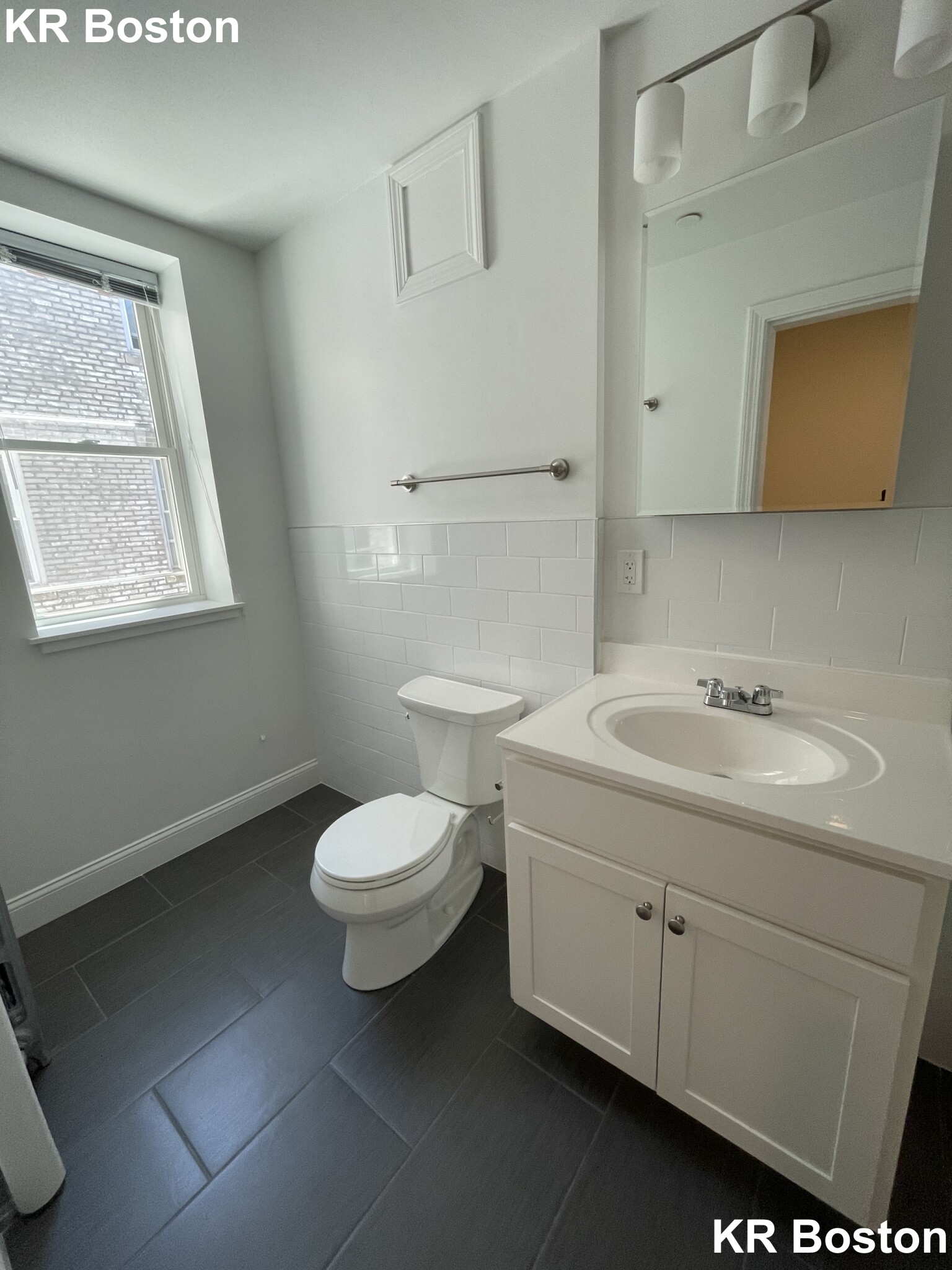 2 bed, 1 bath apartment for rent at 113 Sutherland Rd Unit N, Brighton — photo 3 of 12