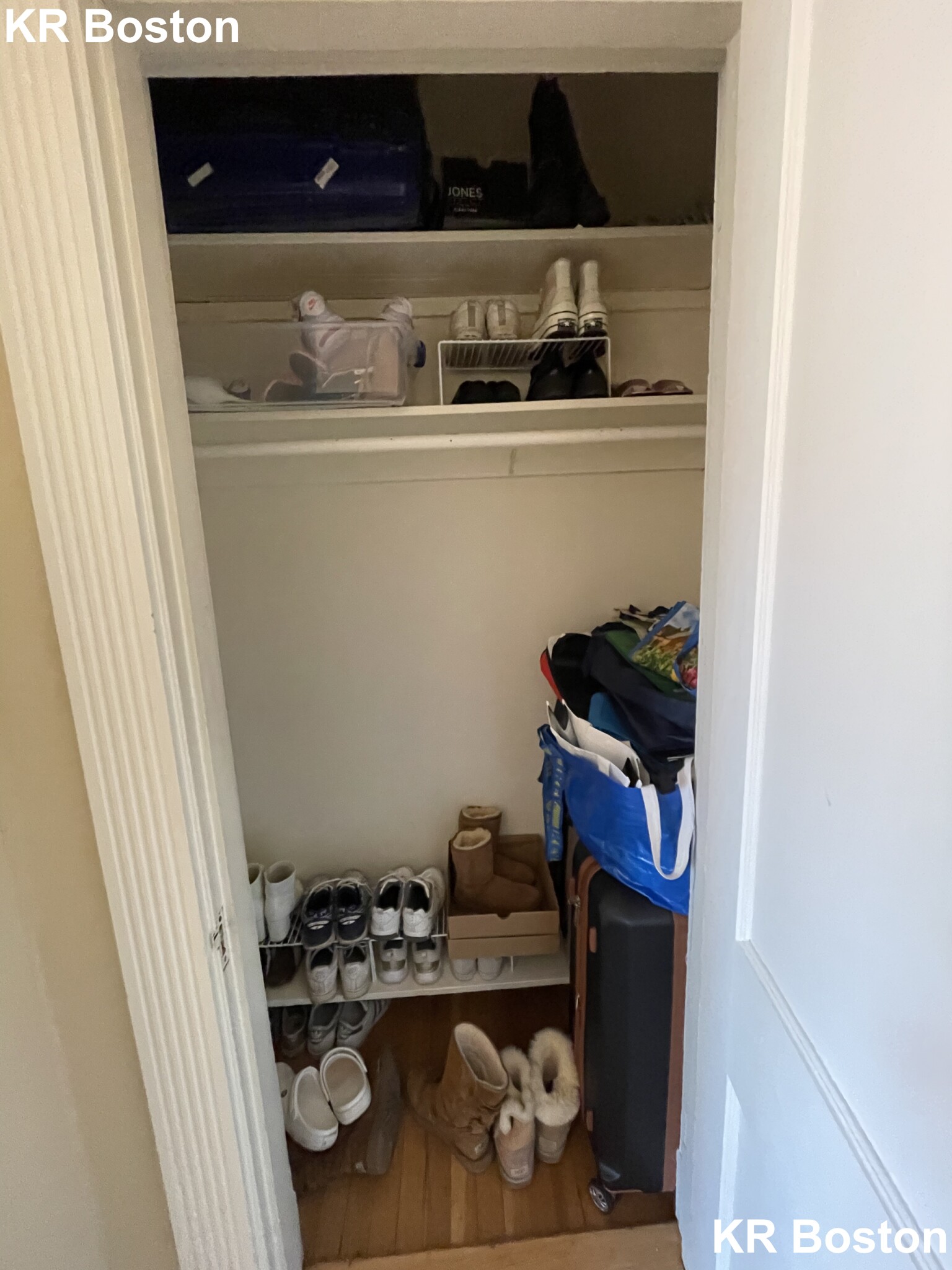 3 bed, 1 bath apartment for rent at 100 Saint Paul St Unit 3F, Coolidge Corner — photo 5 of 8